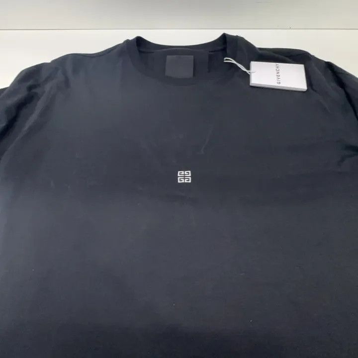Givenchy Givenchy givenchy short sleeve tee -2507 Size US S / EU 44-46 / 1 - 7 Thumbnail