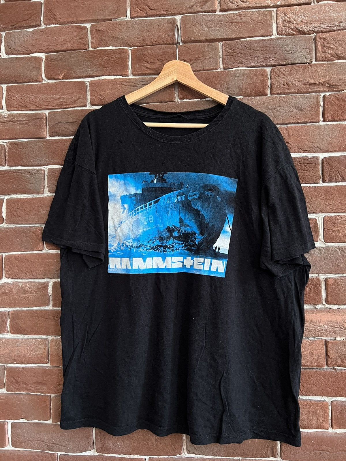 Band Tees × Vintage Vintage 00s Rammstein Rosenrot Heavy Met Band Tshirt Y2M Size US XL / EU 56 / 4 - 1 Thumbnail