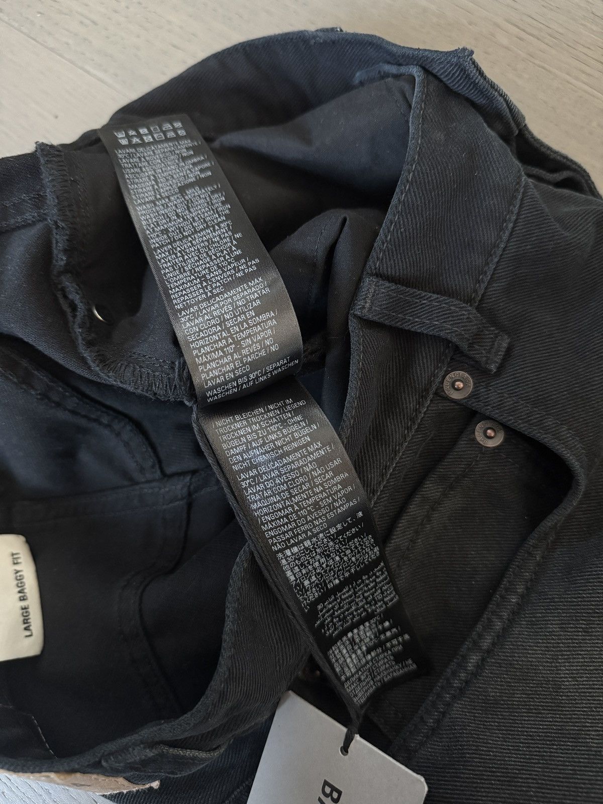 Balenciaga Balenciaga Sticker Baggy Pants Size US 30 / EU 46 - 7 Thumbnail
