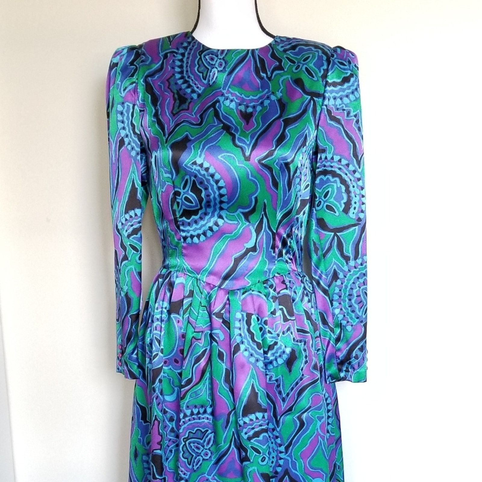 Vintage Vintage 80s silky dress blue & green paisley Size S / US 4 / IT 40 - 3 Thumbnail