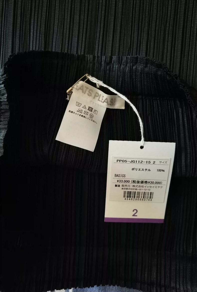 Issey Miyake Issey Miyake size:2 Black basic pleated skirt Size 31" - 5 Thumbnail
