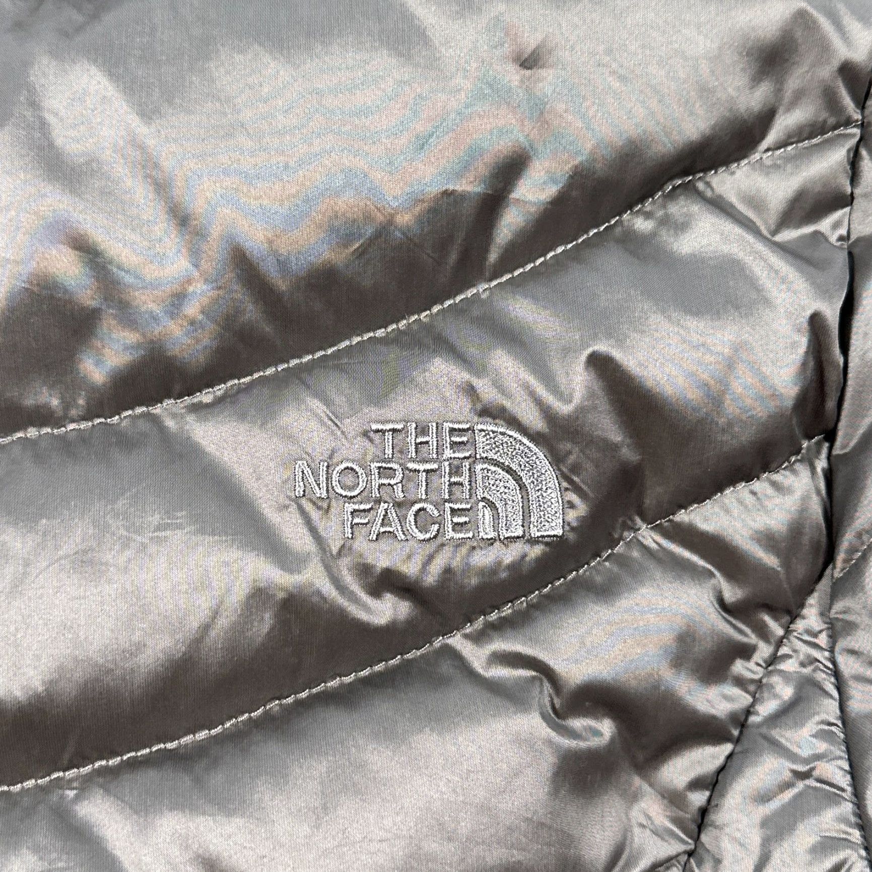 The North Face North Face Jacket Womens Small Gray Aconcagua 550 Down Puffer Full Zip NF0A3JRM Size S / US 4 / IT 40 - 7 Thumbnail