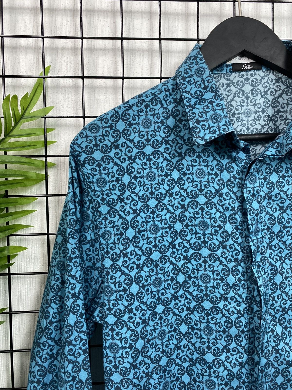 Versace Versace collection All over print shirt Men 16/42 Blue Size US L / EU 52-54 / 3 - 3 Thumbnail