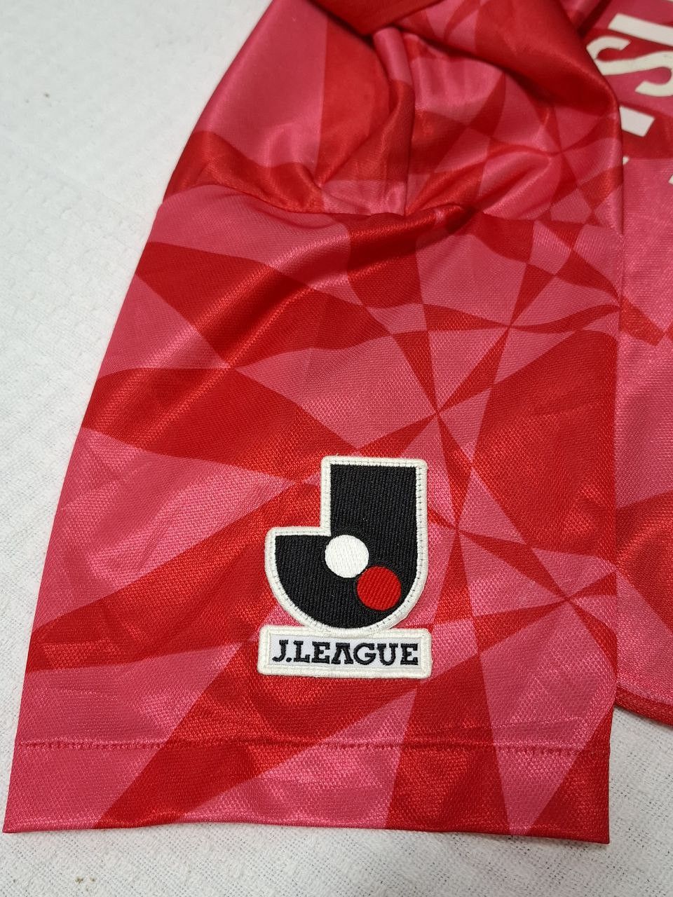 Other Vintage Mitsubishi Urawa Reds Diamonds Home Jersey '94 Size US L / EU 52-54 / 3 - 7 Thumbnail