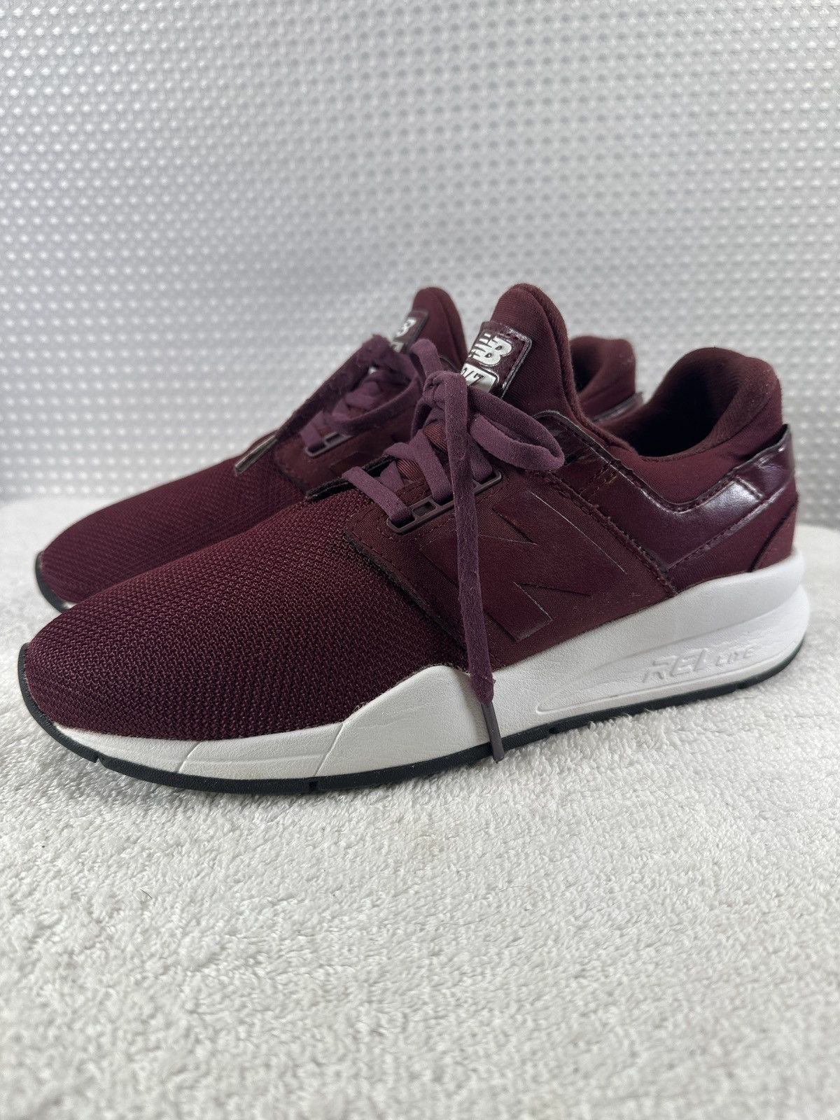 New Balance New Balance 247 RevLite Classic Lace Up Running Shoes Size US 8 / IT 38 - 2 Thumbnail