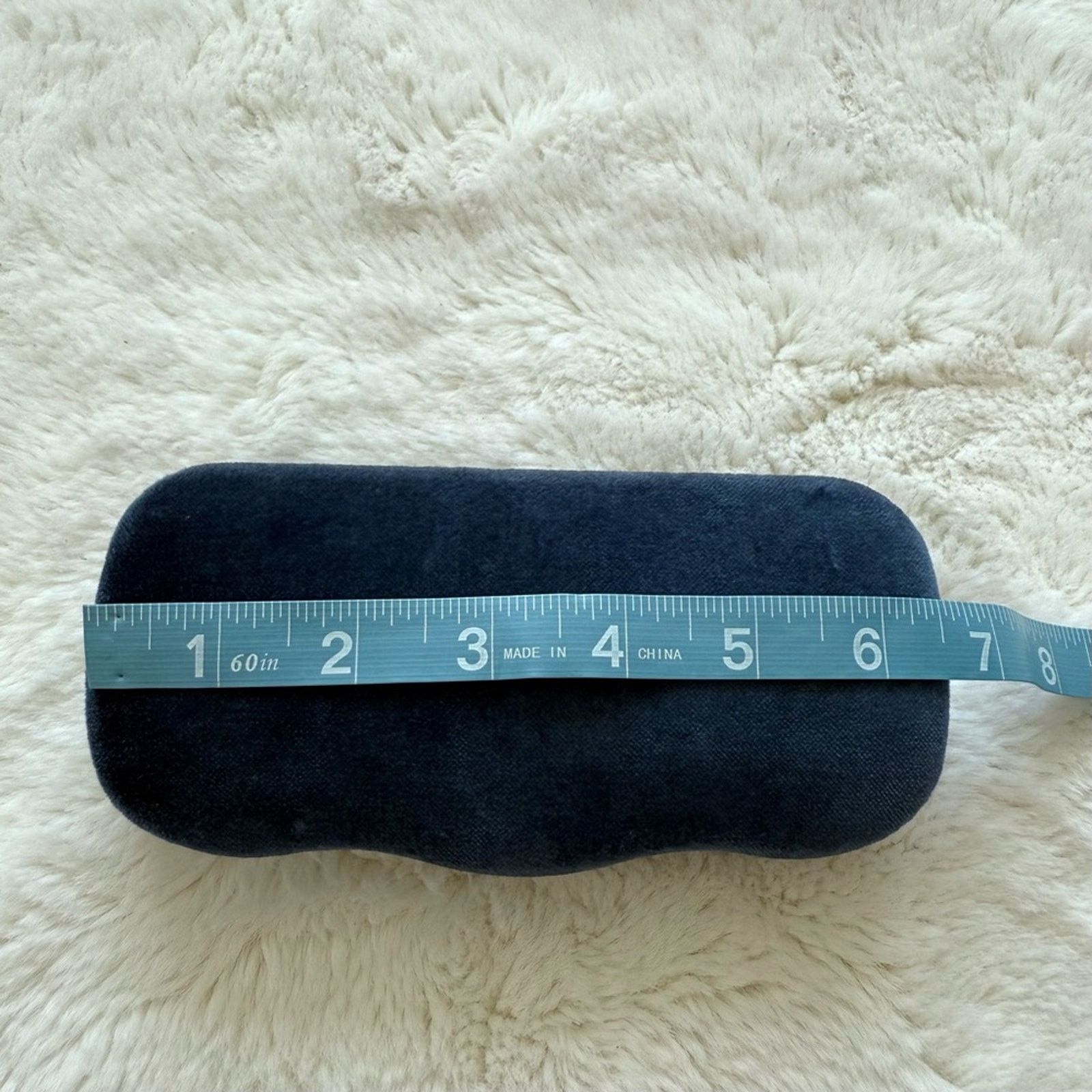 Gucci NEW!!! Gucci velvet sunglasses case Authentic Size ONE SIZE - 4 Thumbnail