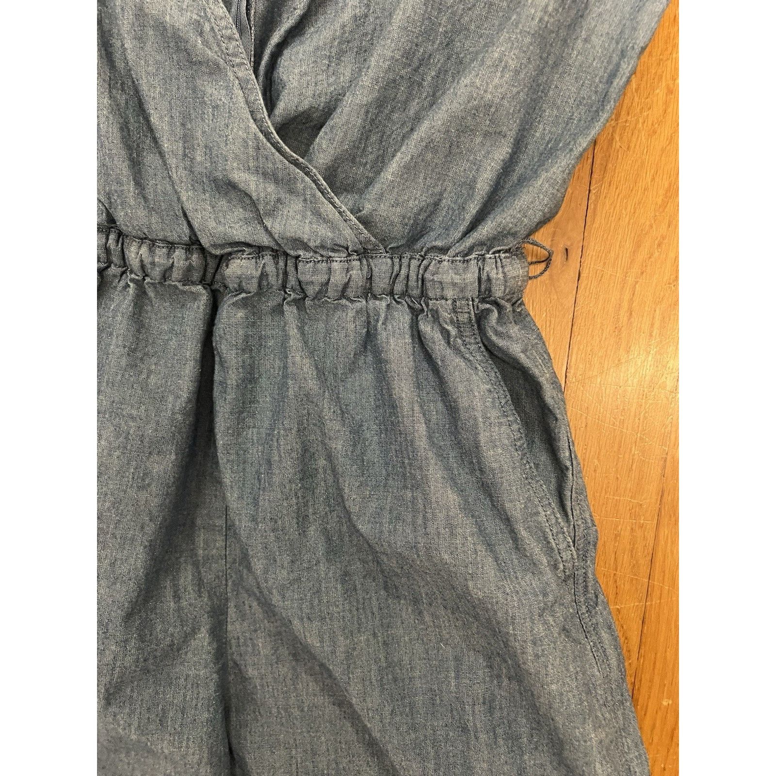 J.Crew J.Crew Ruffle Chambr Jumpsuit 2 Denim Cotton No Belt A003110 Size 26" / US 2 / IT 38 - 5 Thumbnail