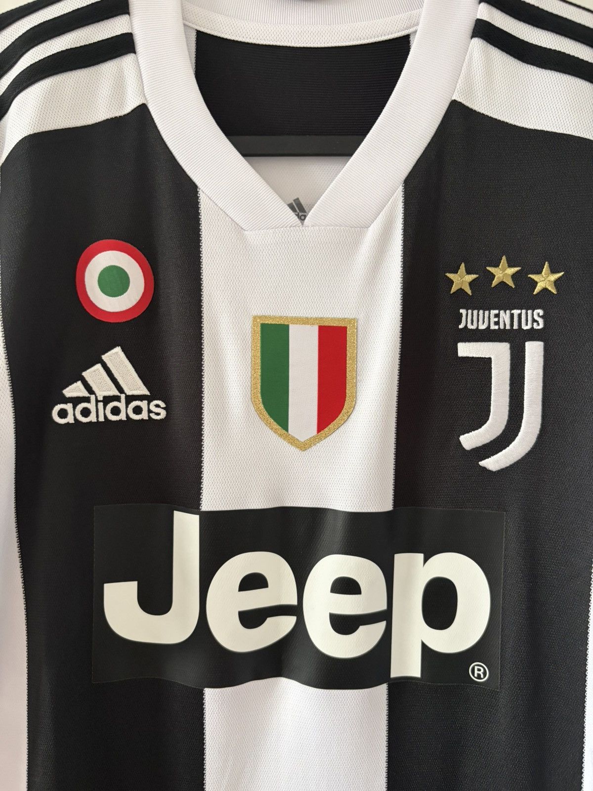 Juventus adidas 2018/2019 domowa Bernardeschi — zdjęcie 4