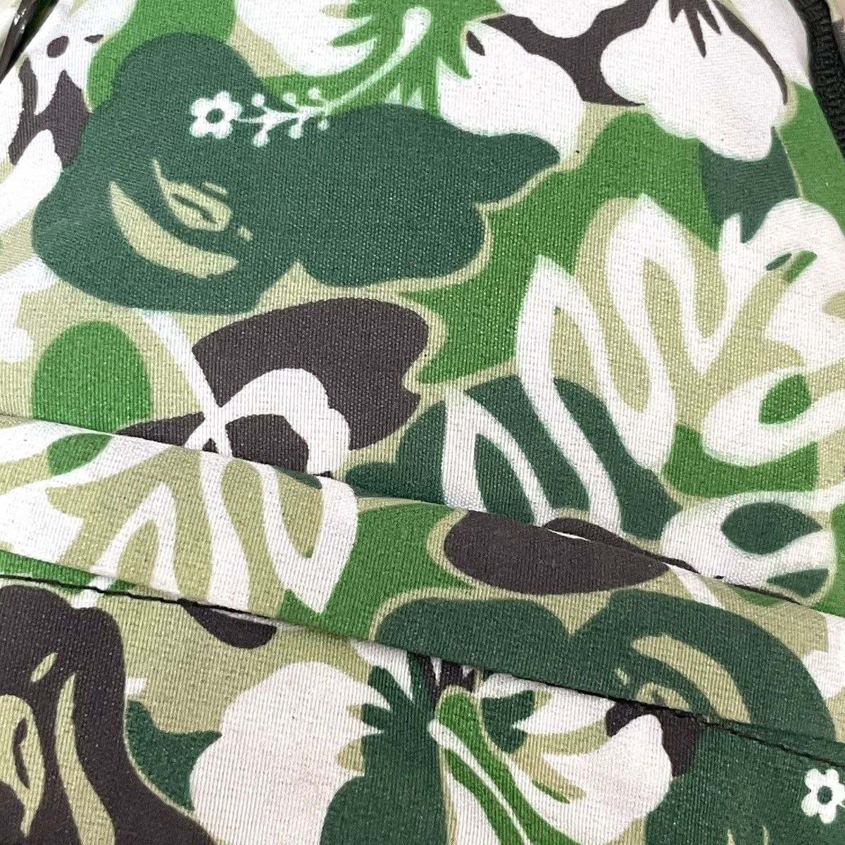 Bape BAPE RESORT CAMO MINI Bag 2008 Summer Collection Size ONE SIZE - 13 Thumbnail
