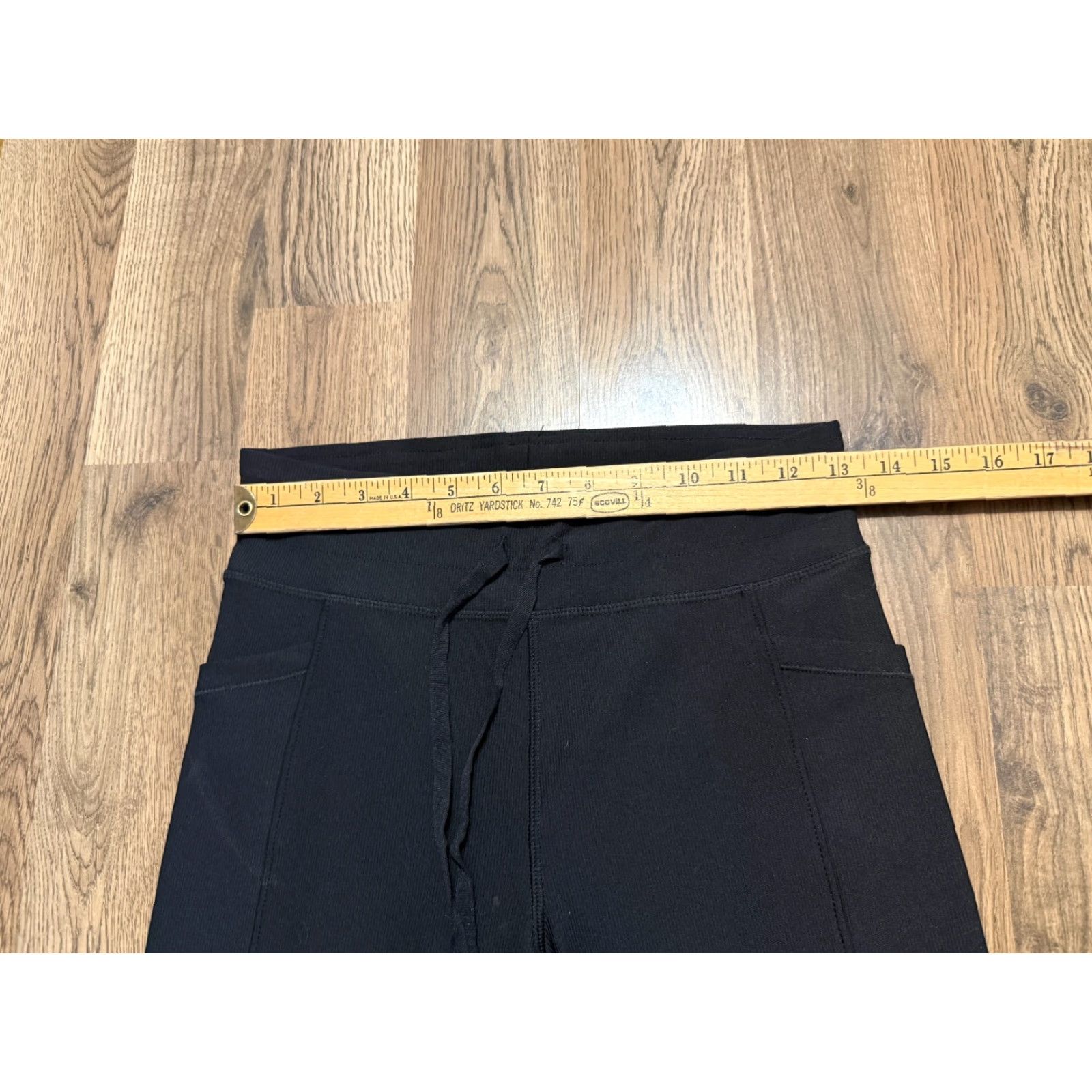 Vintage 32 Degree Cool Pants Women's Small Black Flared Drawstring Athletic Wear Pants Size 28" / US 6 / IT 42 - 6 Thumbnail