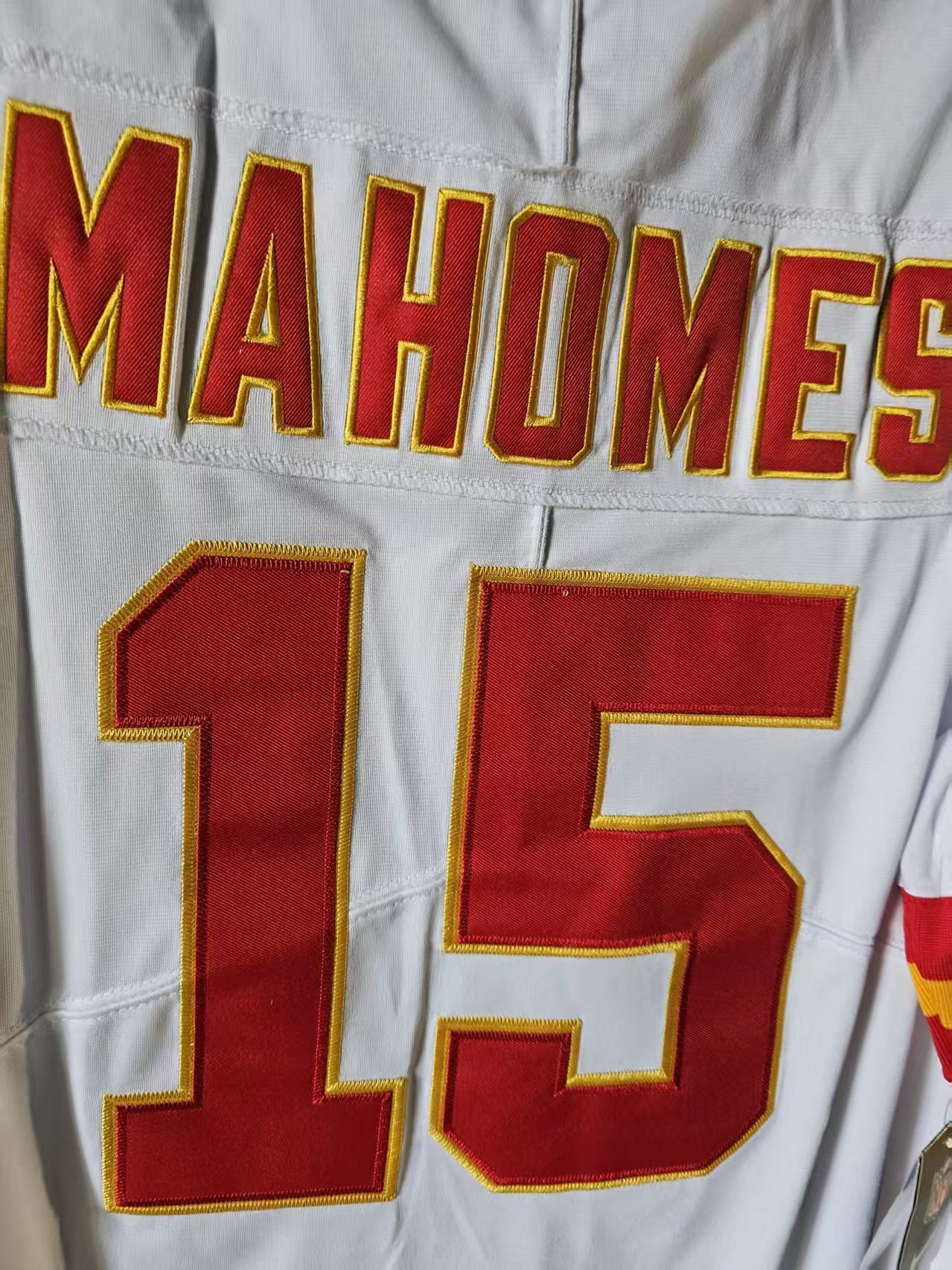 NFL Kansas City Chiefs 15 Patrick Mahomes Jersey White Size US XL / EU 56 / 4 - 5 Thumbnail