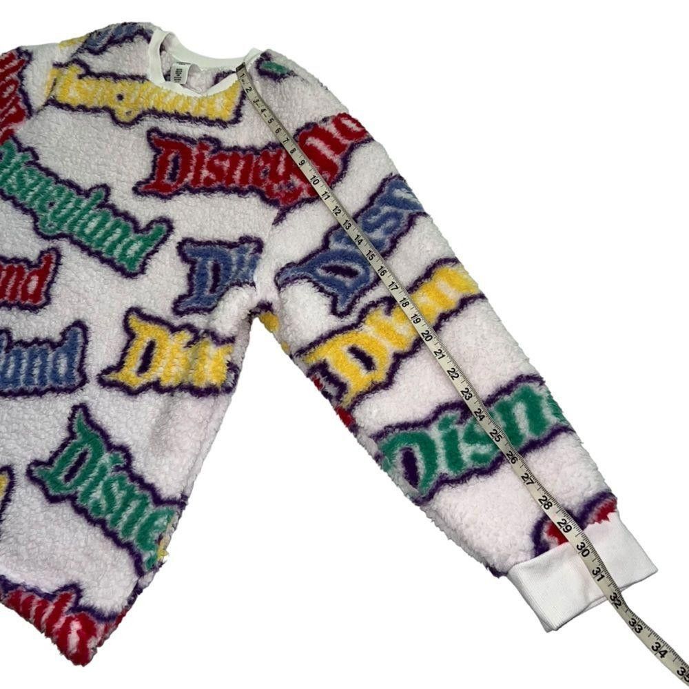 Disney DISNEYLAND FUZZY PLUSH PULLOVER CREWNECK SWEATER RARE Size XL / US 12-14 / IT 48-50 - 4 Thumbnail