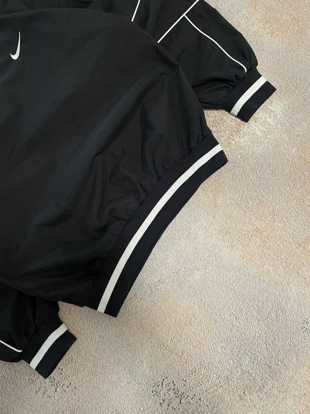 Nike Vintage Nike Heavy Nylon Drill Black Sweatshirt Size US XL / EU 56 / 4 - 3 Thumbnail
