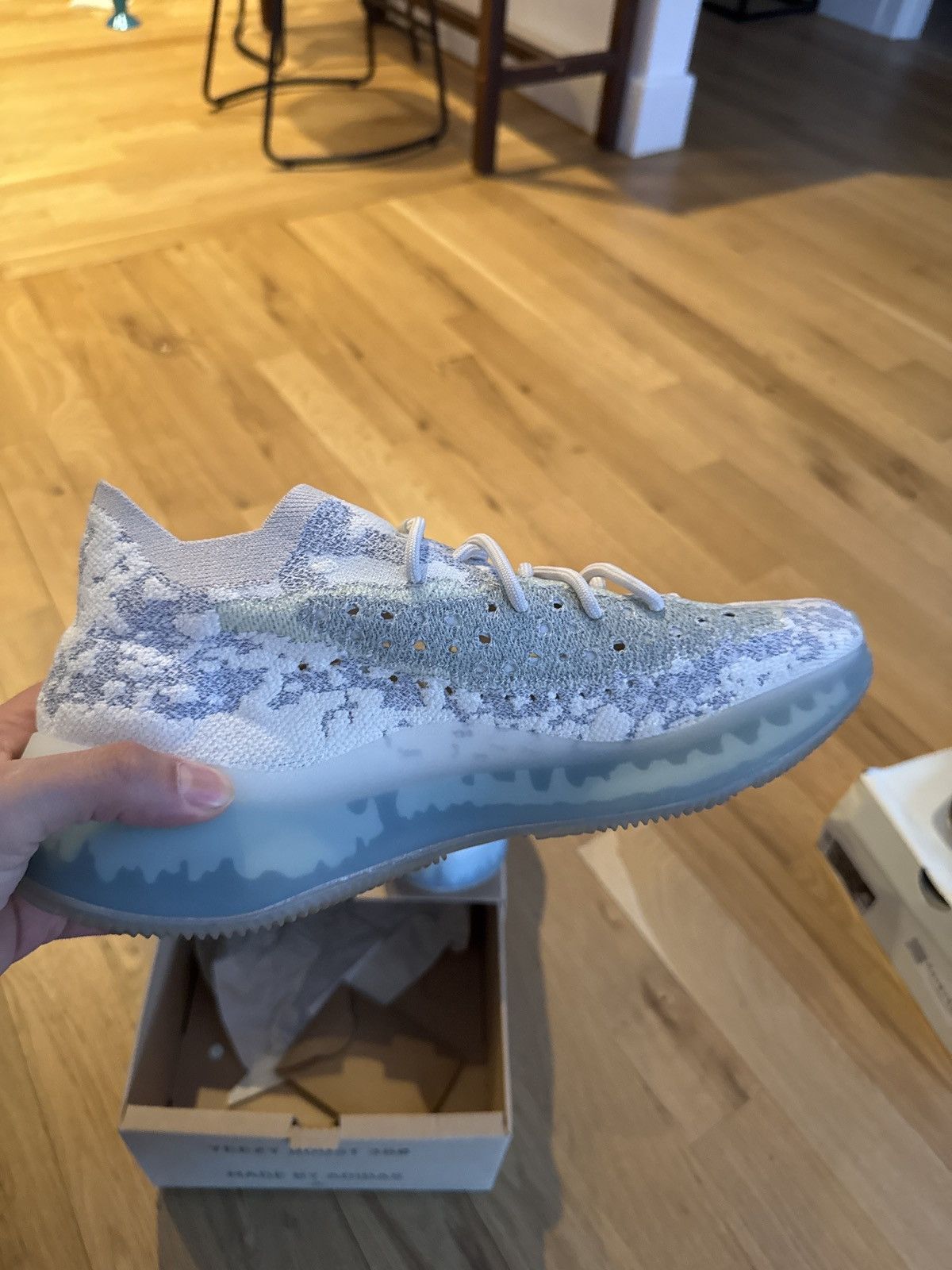 Adidas Adidas Yeezy 380 alien blue size 12.5 GW0304 Size US 12.5 / EU 45-46 - 9 Thumbnail