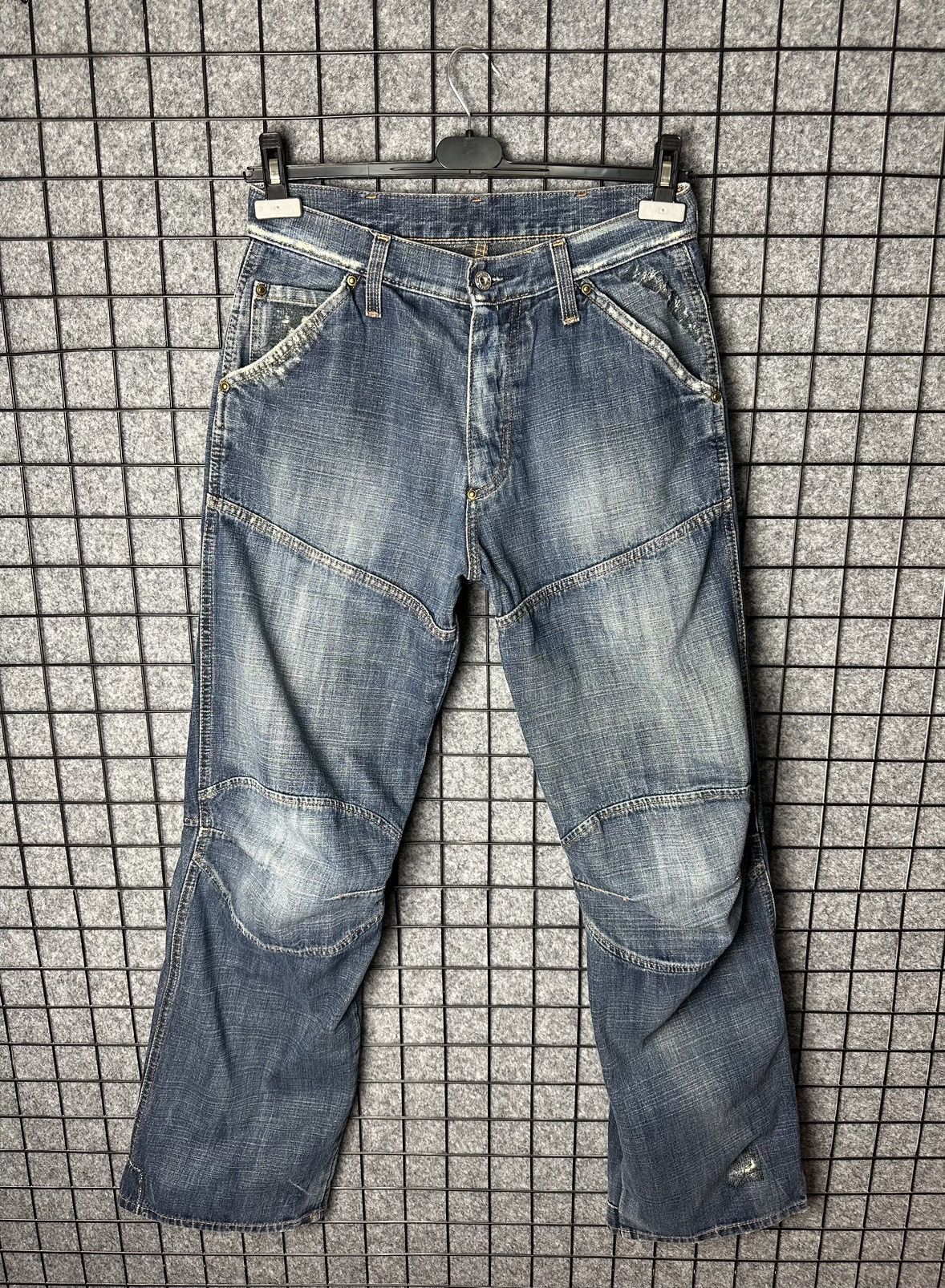 G-Star G Star Raw Streetwear Seam Detail Distressed Jeans Size 31 Size US 31 - 1 Thumbnail