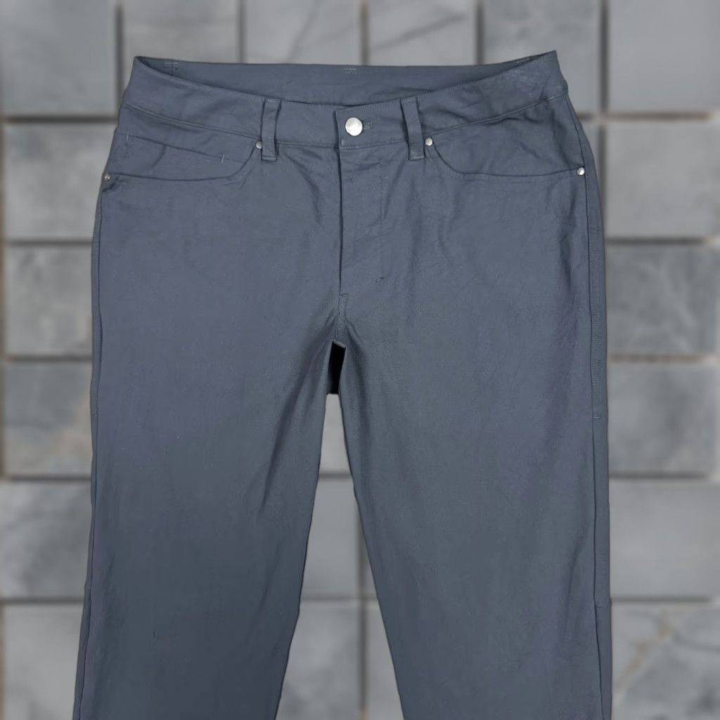 Lululemon Lululemon Pants Mens 32x31 Black Warpstreme Classic Golf Work Office Flawed Size US 32 / EU 48 - 1 Thumbnail