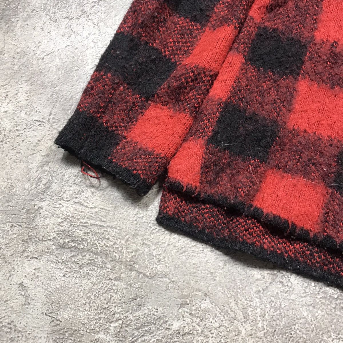 Vintage Vintage 90s Red Black Buffalo Plaid Oversized Sweater Grunge Size M / US 6-8 / IT 42-44 - 5 Thumbnail