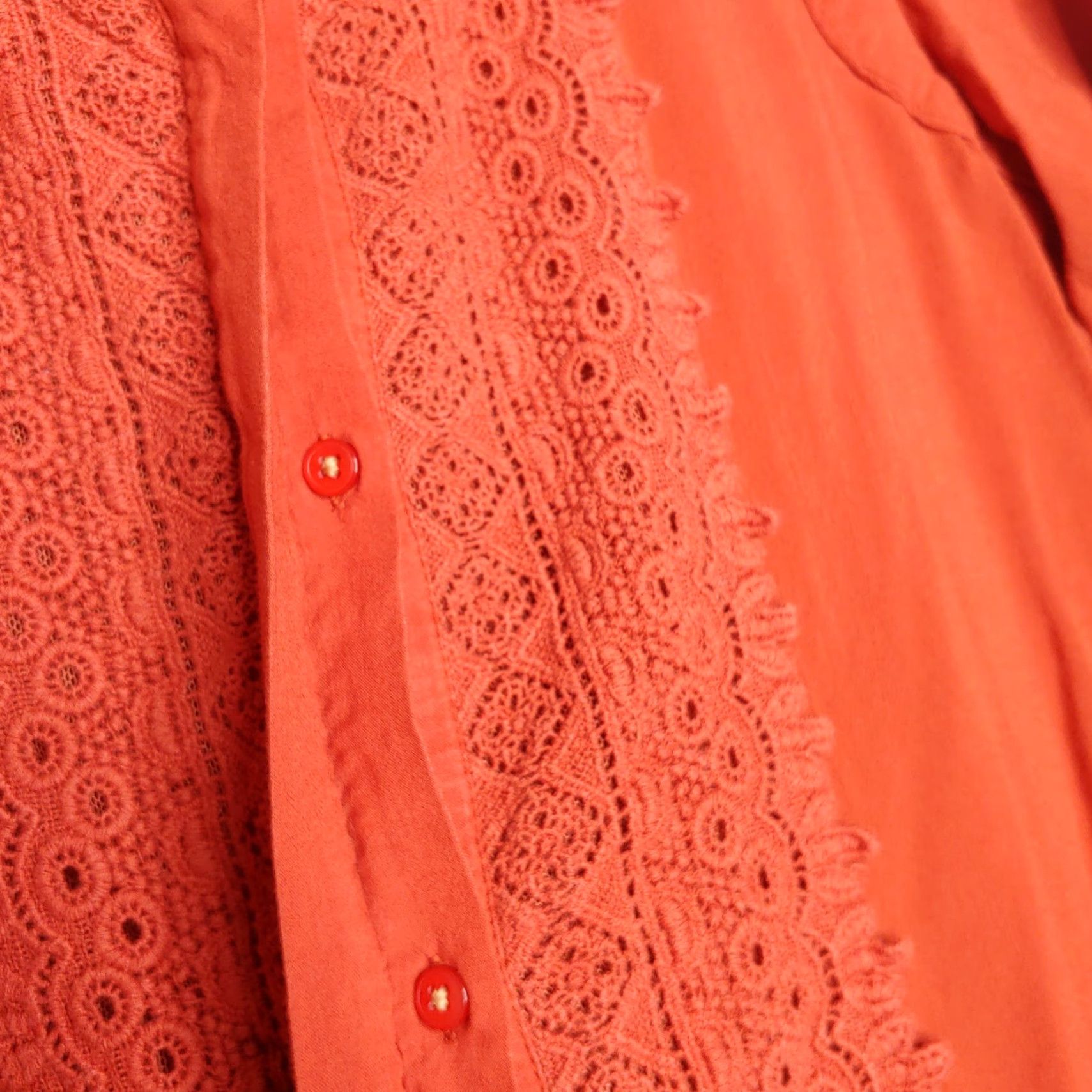 Vintage Maeve Blouse Women 6 Embroidered Button Rust Orange Half Sleeve Scoop Neck Casual Vintage No (adjust as needed to fit allowed) Size M / US 6-8 / IT 42-44 - 5 Thumbnail