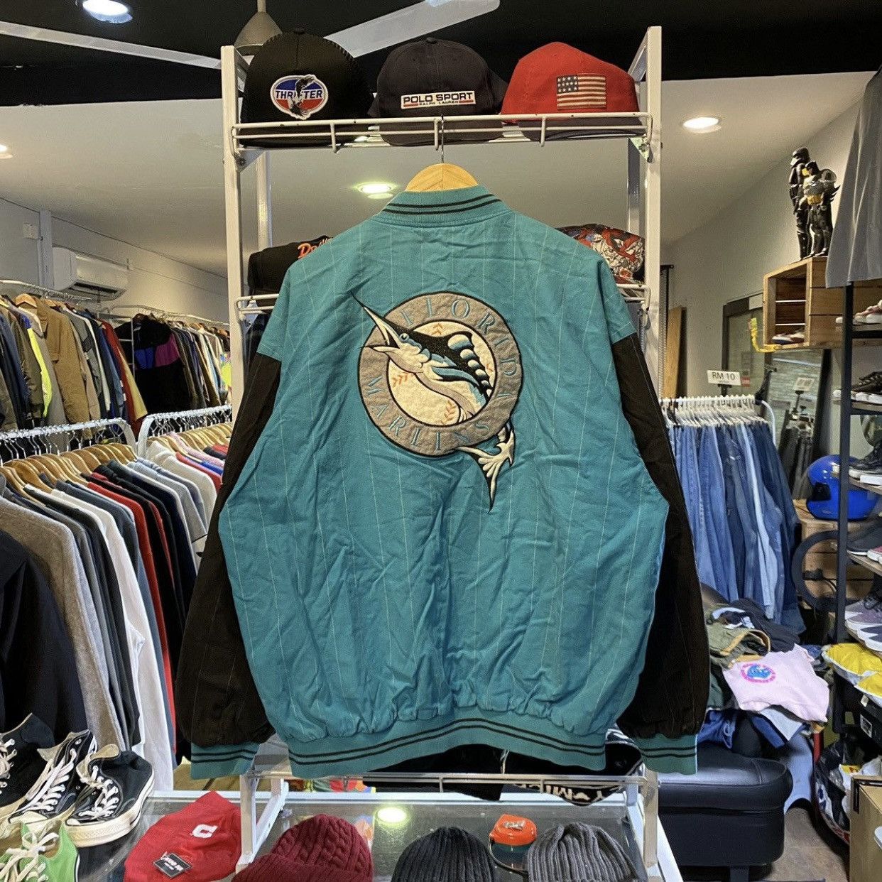 MLB × Mirage × Vintage VINTAGE Miami Marlins Mirage Reversible jacket size XXL Size US XXL / EU 58 / 5 - 1 Thumbnail