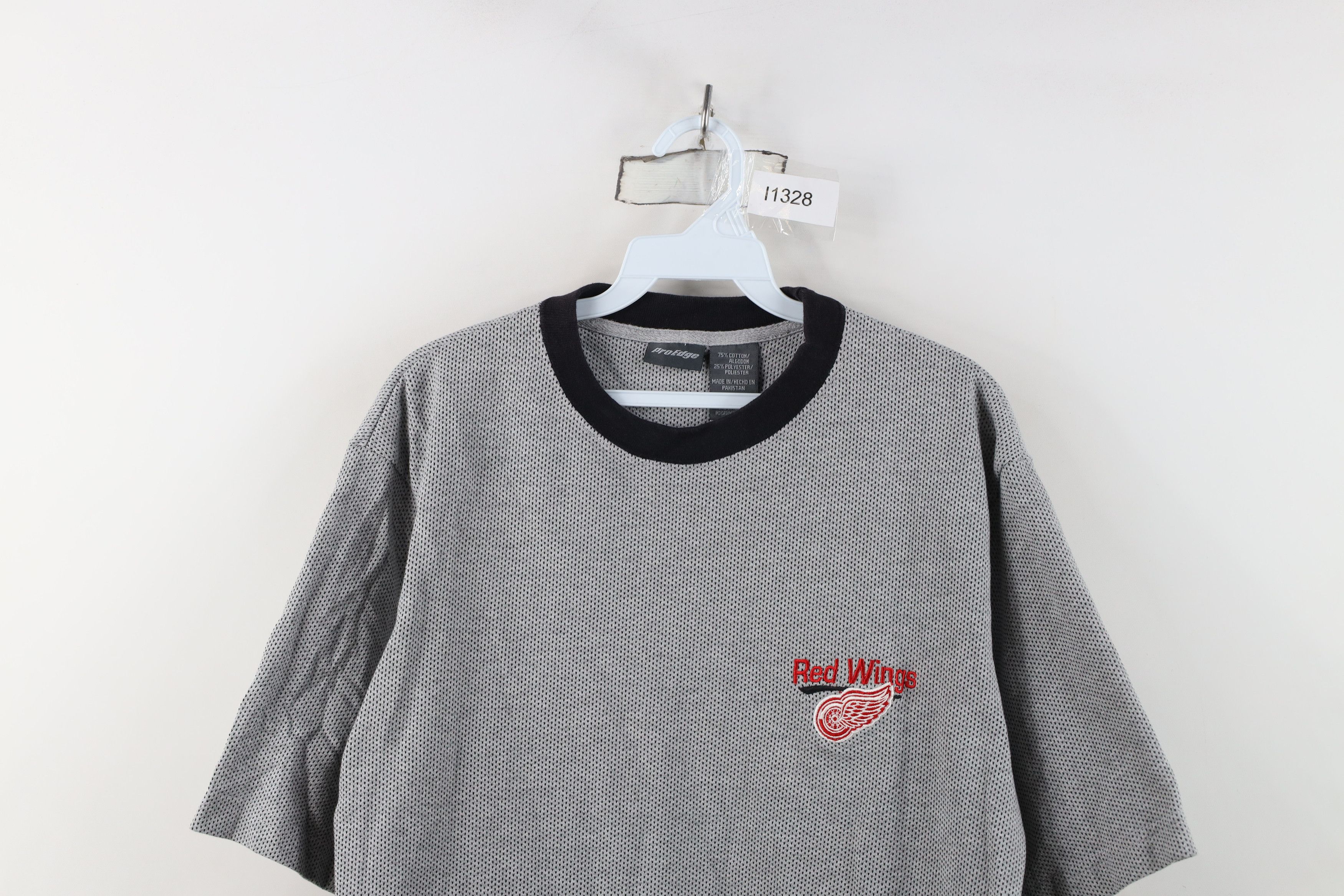 Vintage Vintage 90s Y2K Detroit Red Wings Hockey Knit T-Shirt Gray Size US M / EU 48-50 / 2 - 2 Thumbnail