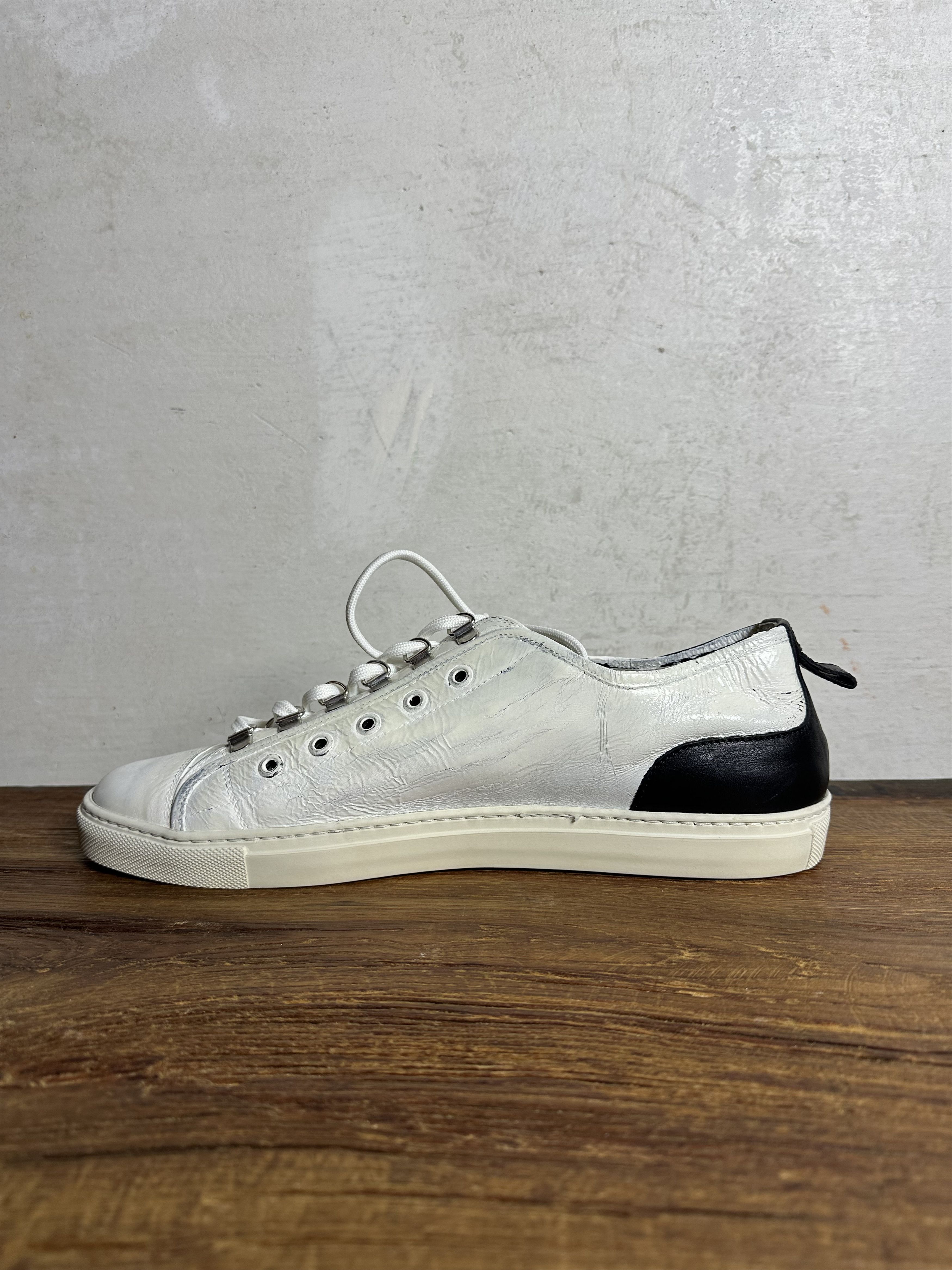 Neil Barrett Neil Barrett Painted Two-Toned Low-Top Sneakers Size US 10 / EU 43 - 3 Thumbnail