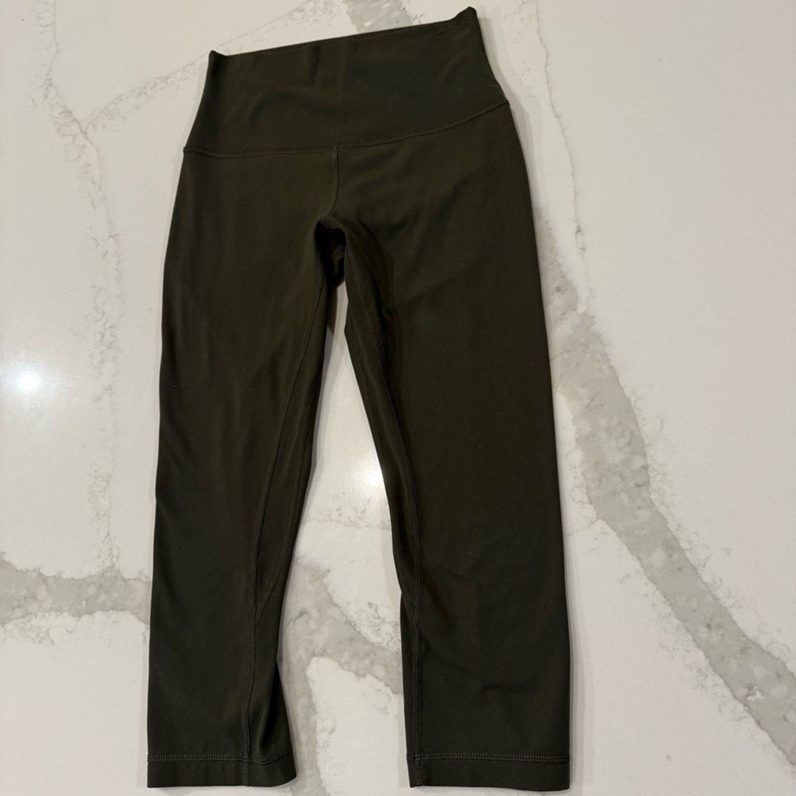 Lululemon Lululemon Align High Rise Crop Leggings Women’s 2 Olive Size 26" / US 2 / IT 38 - 7 Thumbnail