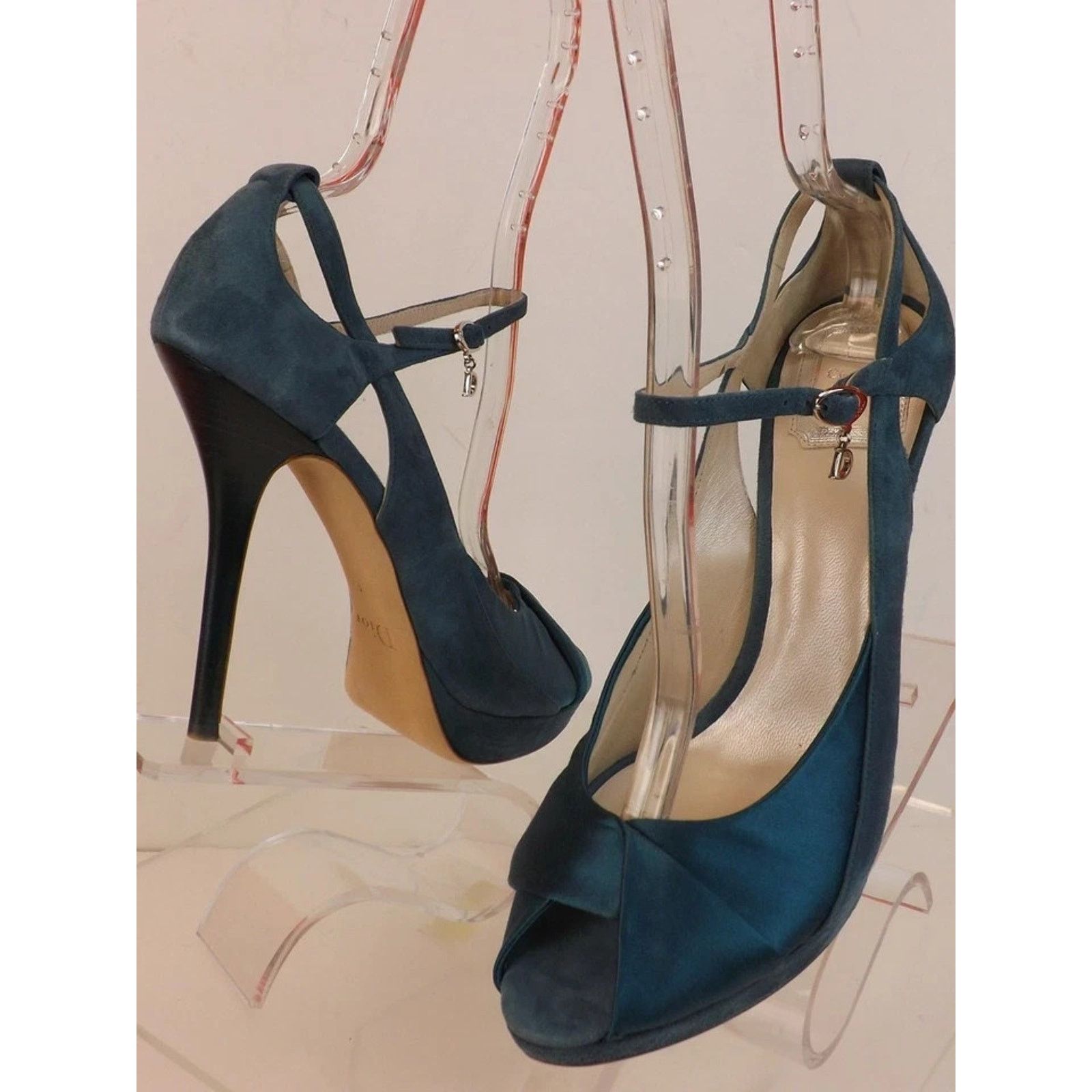 Dior NIB DIOR GREEN SUEDE TWIST SATIN MARY JANE PUMPS 39 $640 ITA Size US 9 / IT 39 - 11 Thumbnail