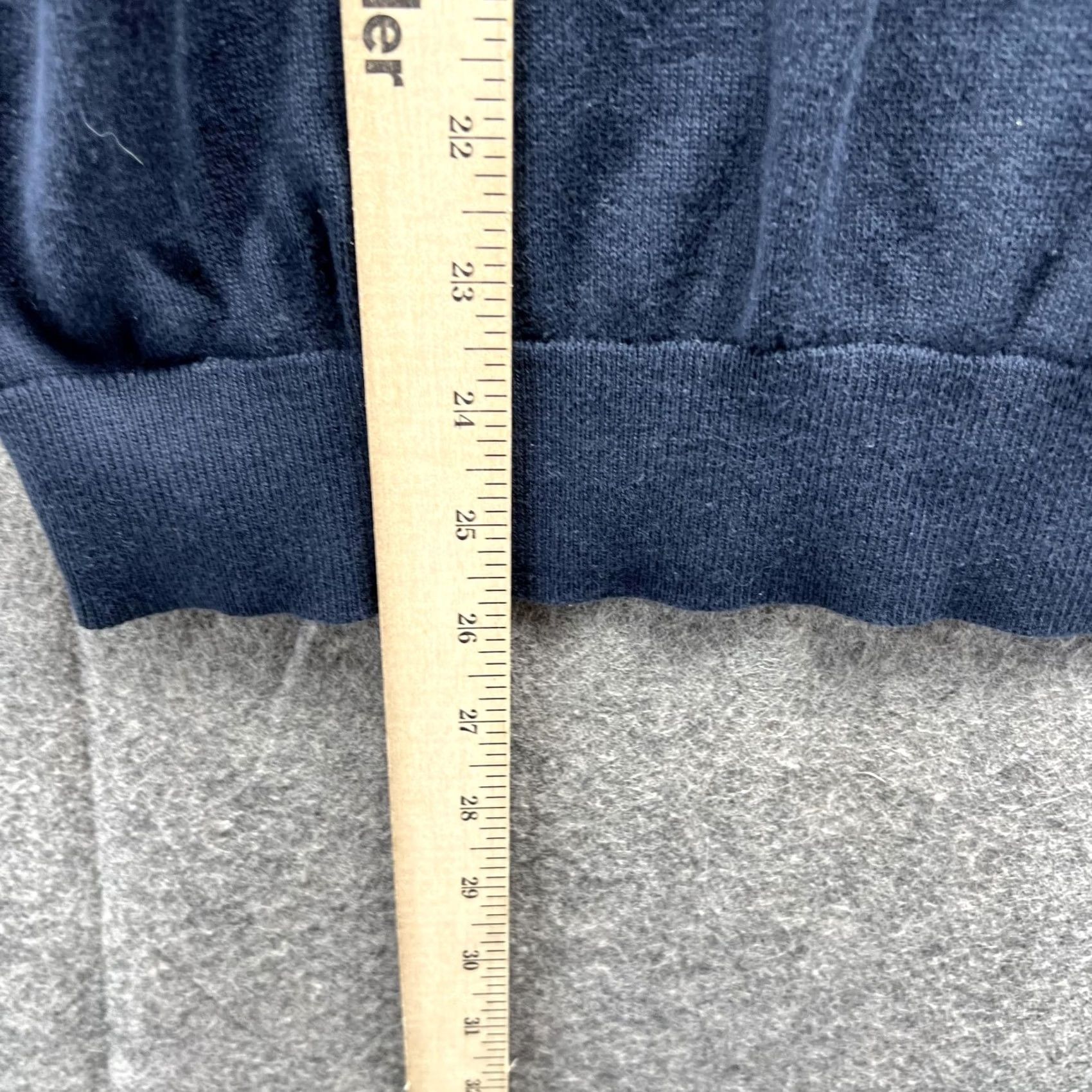 Burton VINTAGE Burton Sweater Men Small Adult White Blue Pullover Turtleneck Cotton London Size US S / EU 44-46 / 1 - 6 Thumbnail