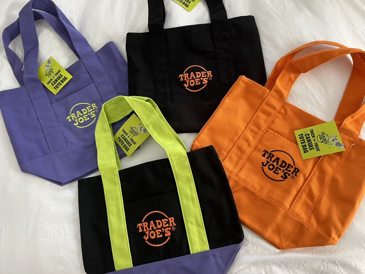 Other Set of 4 Trader Joe's Limited Edition Halloween Bags Size ONE SIZE - 1 Thumbnail