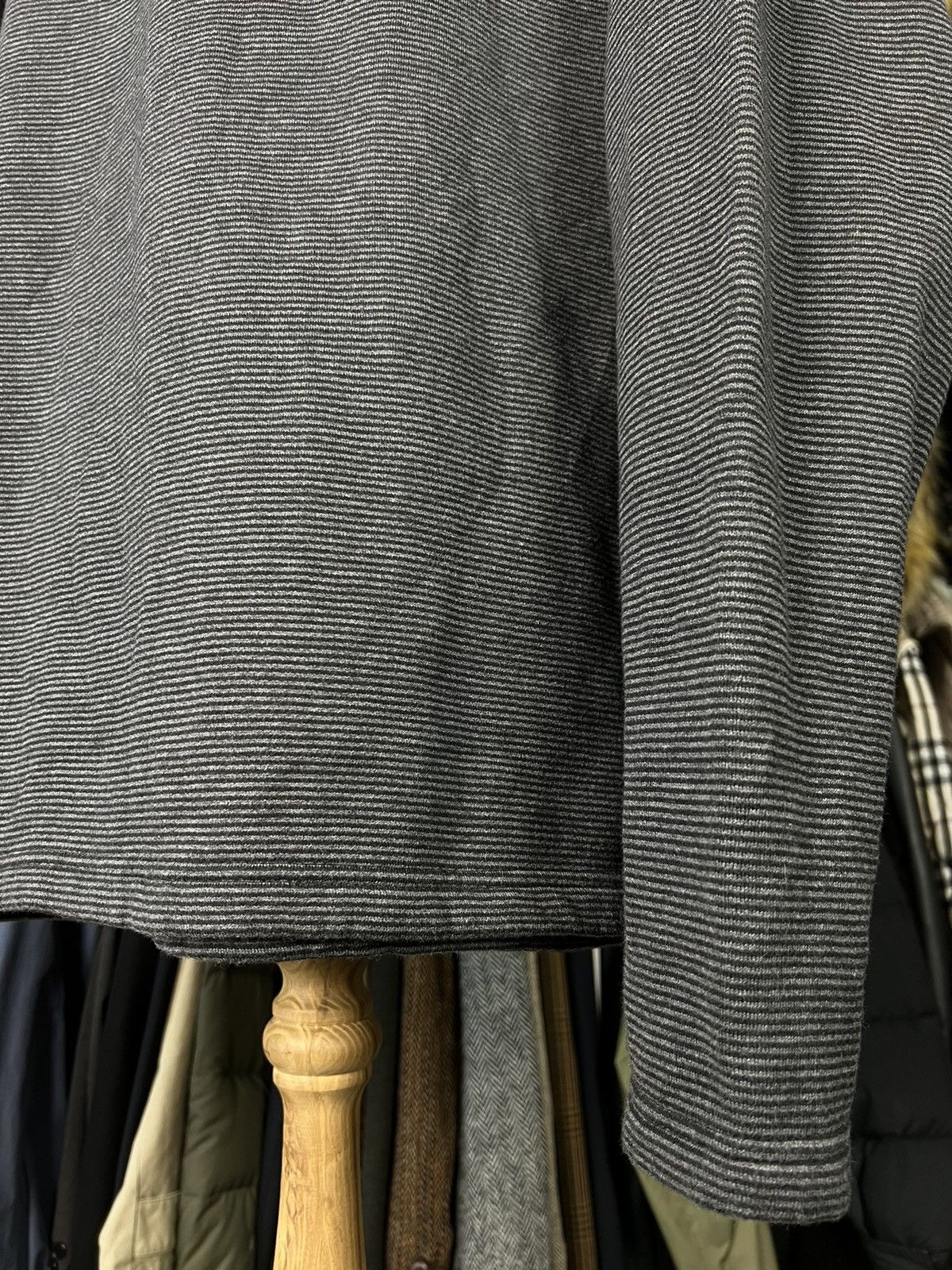 Vintage Vintage Warner Bros Half Zip Sweater Sweatshirt Size L Size US L / EU 52-54 / 3 - 3 Thumbnail