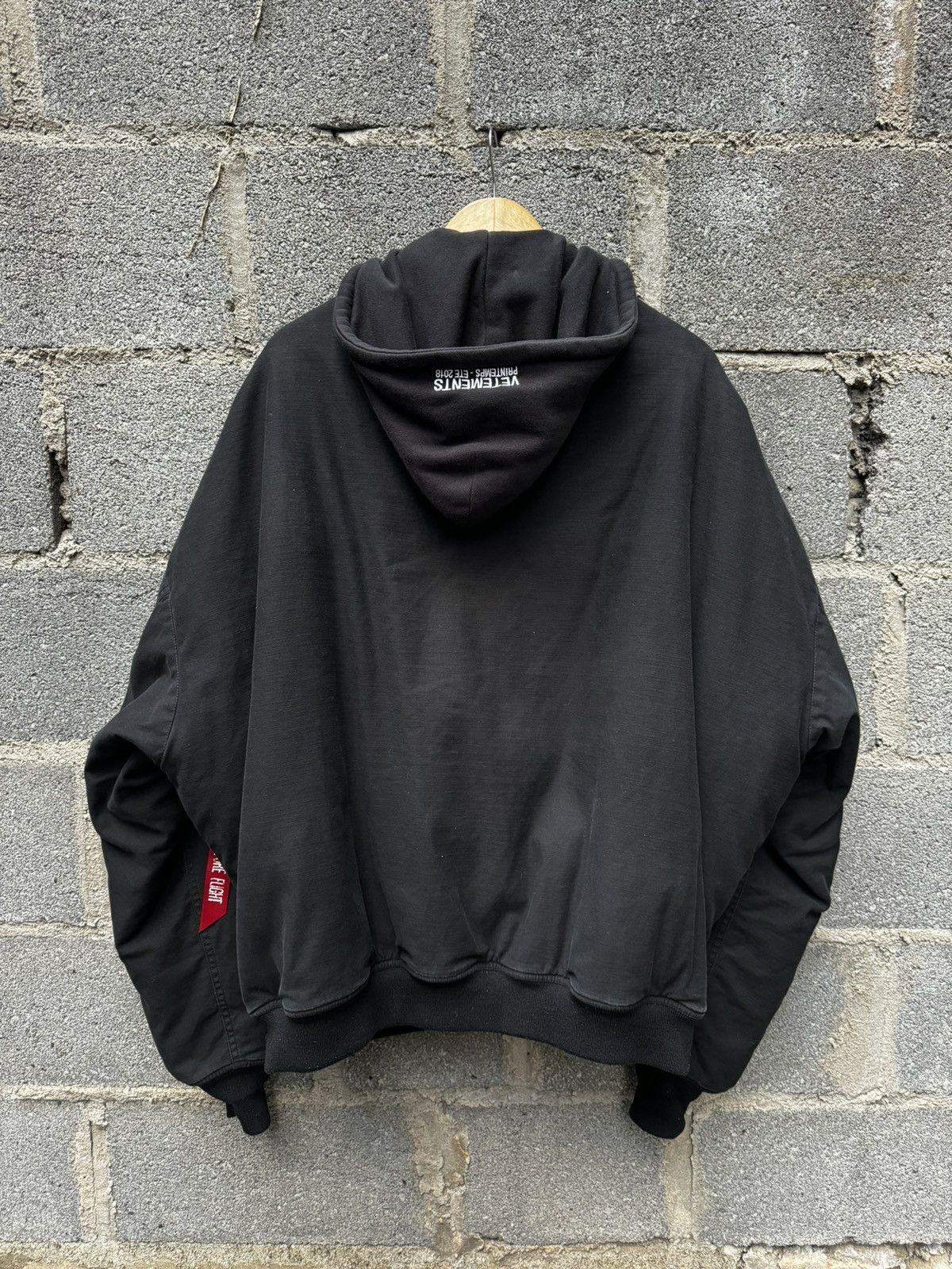 Alpha Industries × Vetements FW18 Vetements Alpha Industries Emoji Bomber Size US S / EU 44-46 / 1 - 2 Thumbnail