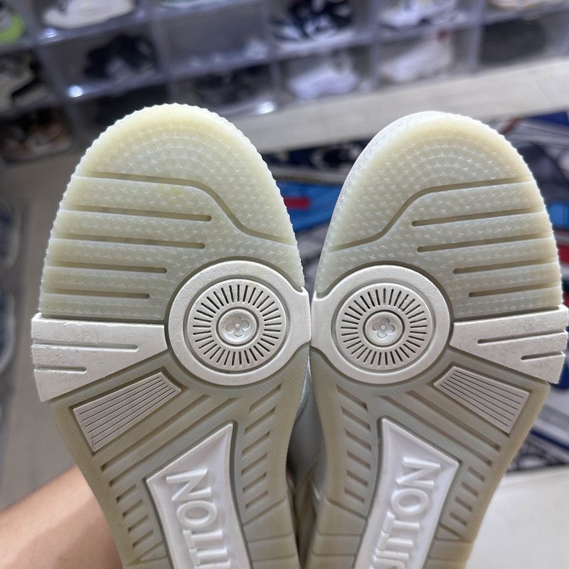 Louis Vuitton Louis Vuitton White Trainer Low-Top Sneakers -2505 Size US 8 / IT 38 - 7 Thumbnail