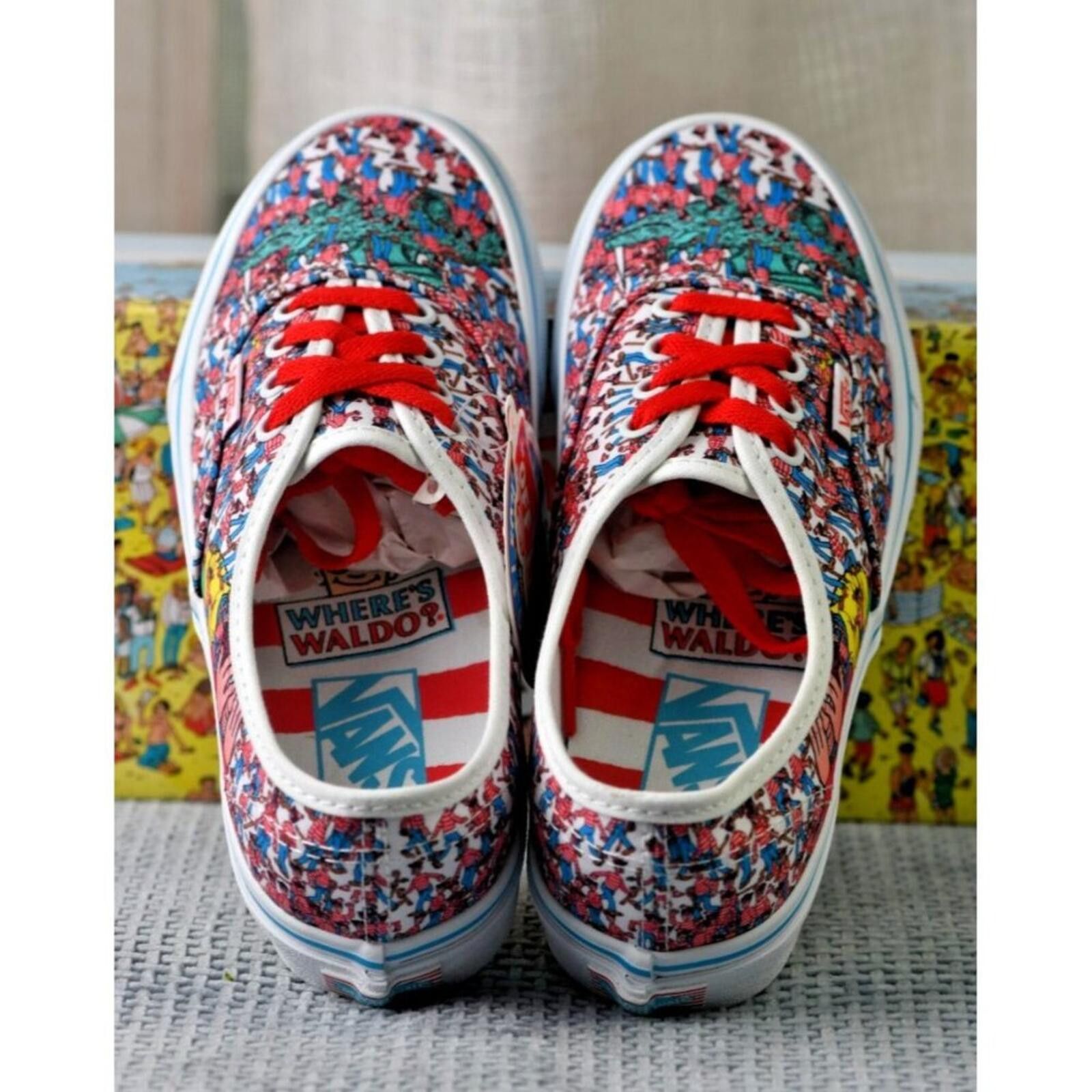 Vans Vans Authentic Where's Waldo? | VN0A348A3RZ Size US 5 / EU 37 - 5 Thumbnail