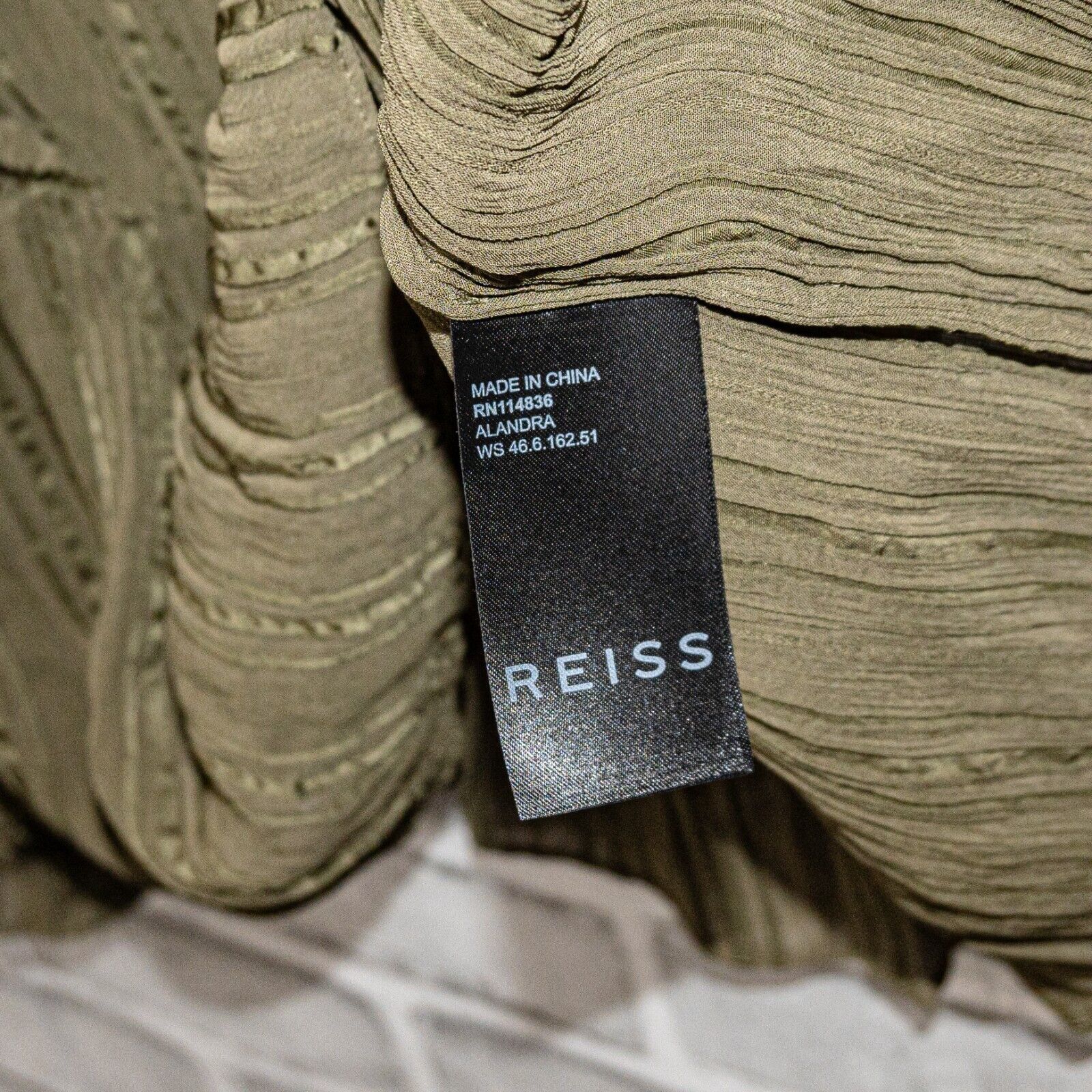 Reiss REISS Alandra Sheer Ruffle Blouse 1/2 button in olive green Size XS / US 0-2 / IT 36-38 - 7 Thumbnail
