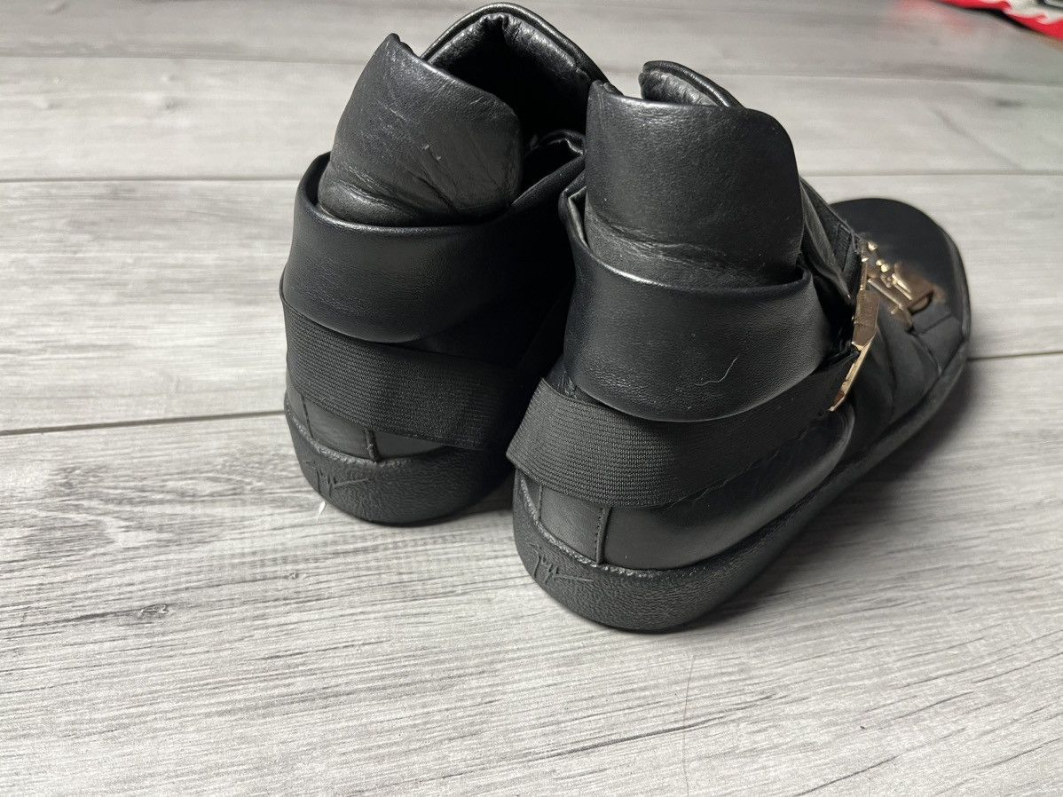 Giuseppe Zanotti Giuseppe Zanotti hi top sneakers size 38 Size US 7 / EU 40 - 4 Thumbnail