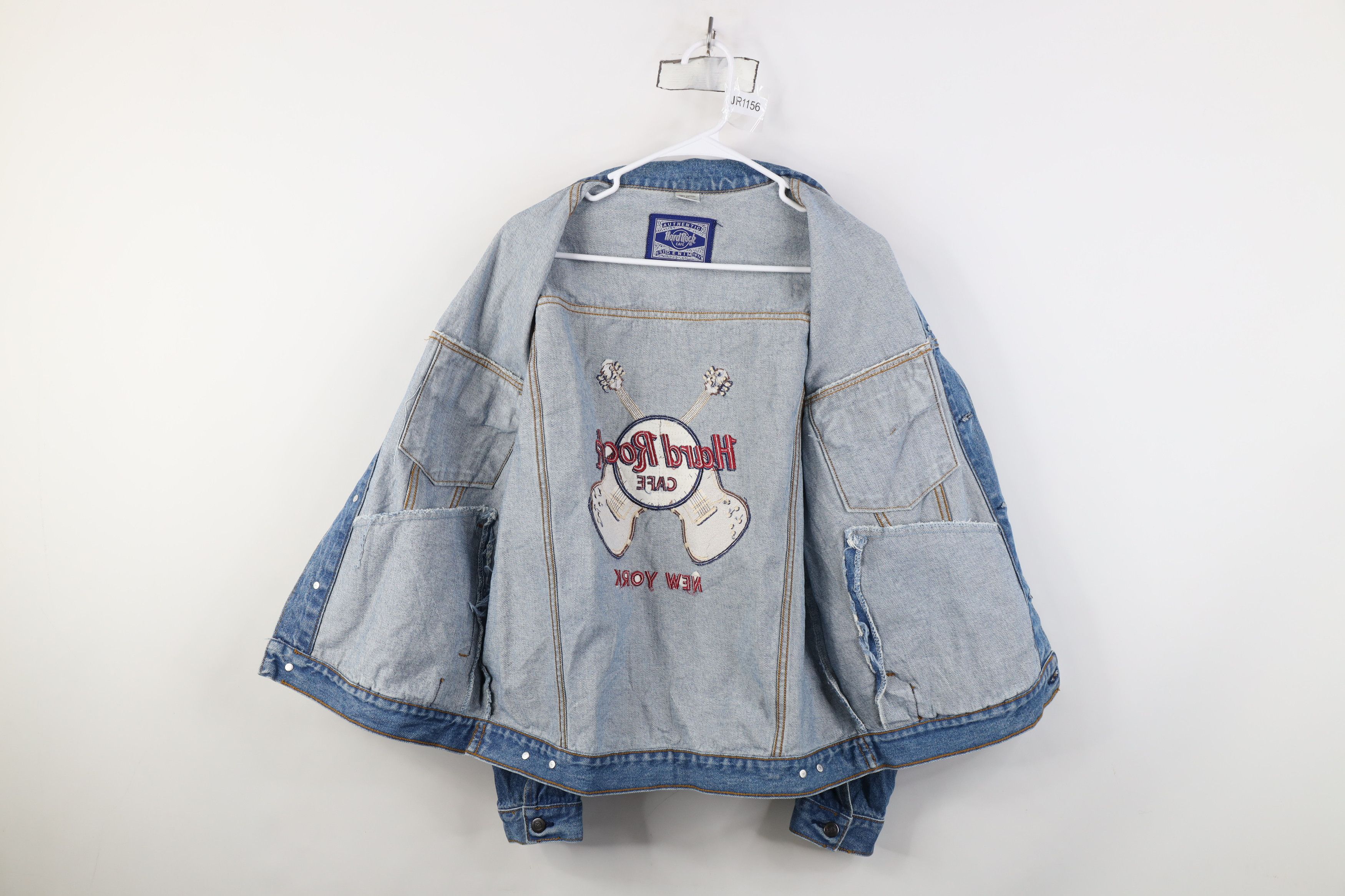 Hard Rock Cafe Vintage 90s Hard Rock Cafe New York Denim Trucker Jacket Size US L / EU 52-54 / 3 - 9 Thumbnail