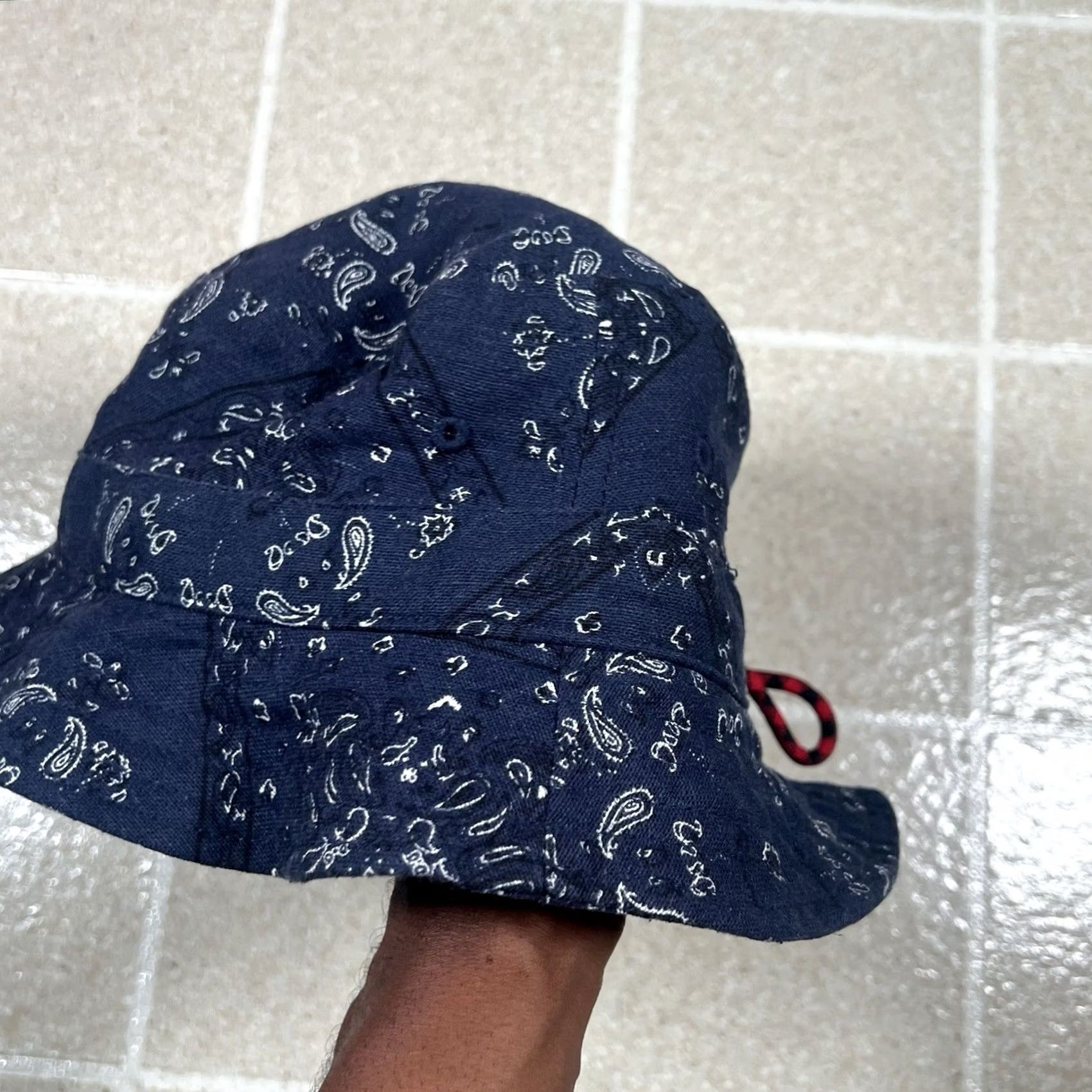 Vintage Blue Paisley Print Bucket Hat Men One Size Size ONE SIZE - 2 Thumbnail