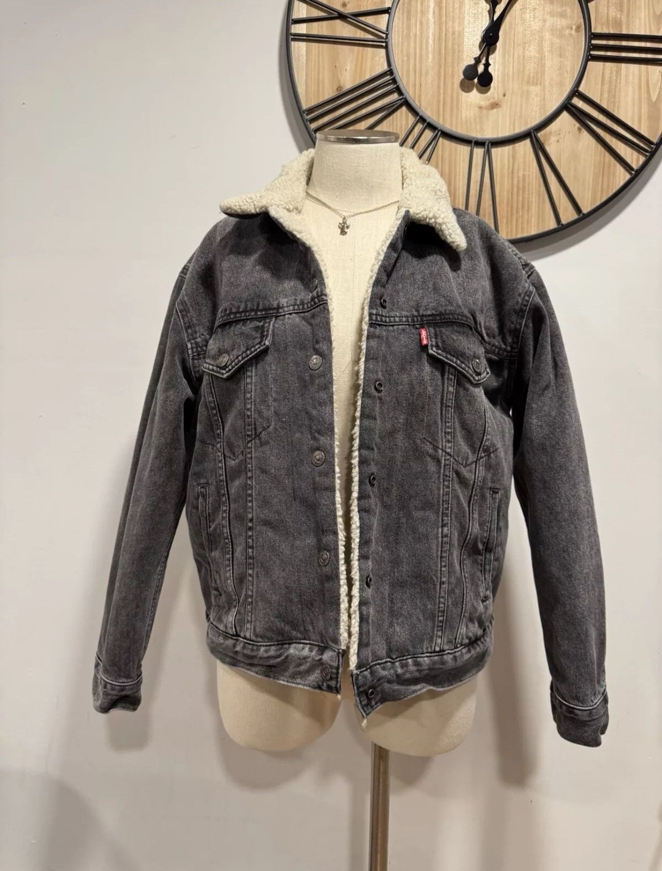 Levi's LEVI'S Black Stonewash SHERPA Denim Jacket Size Medium Size M / US 6-8 / IT 42-44 - 1 Thumbnail