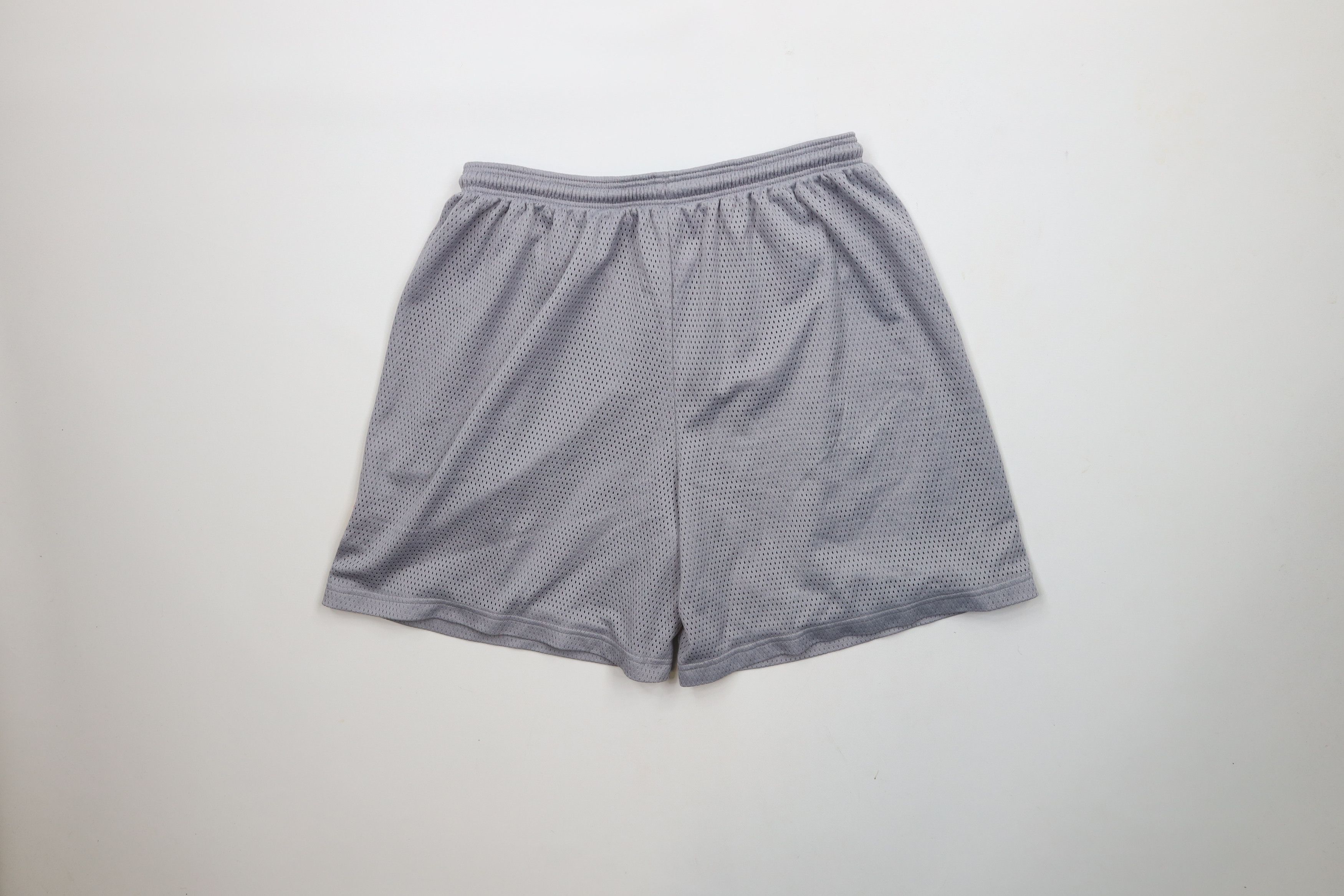 Vintage Vintage 90s University of Michigan Above Knee Shorts Gray Size US 34 / EU 50 - 9 Thumbnail