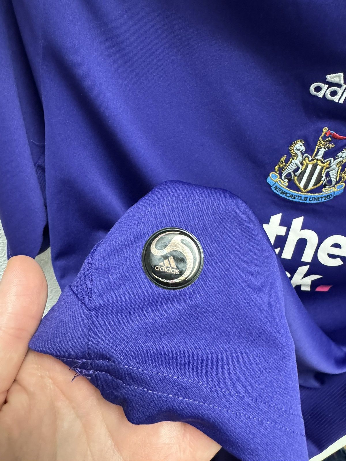Adidas Newcastle United adidas vintage soccer jersey 2008 M norther Size US M / EU 48-50 / 2 - 6 Thumbnail