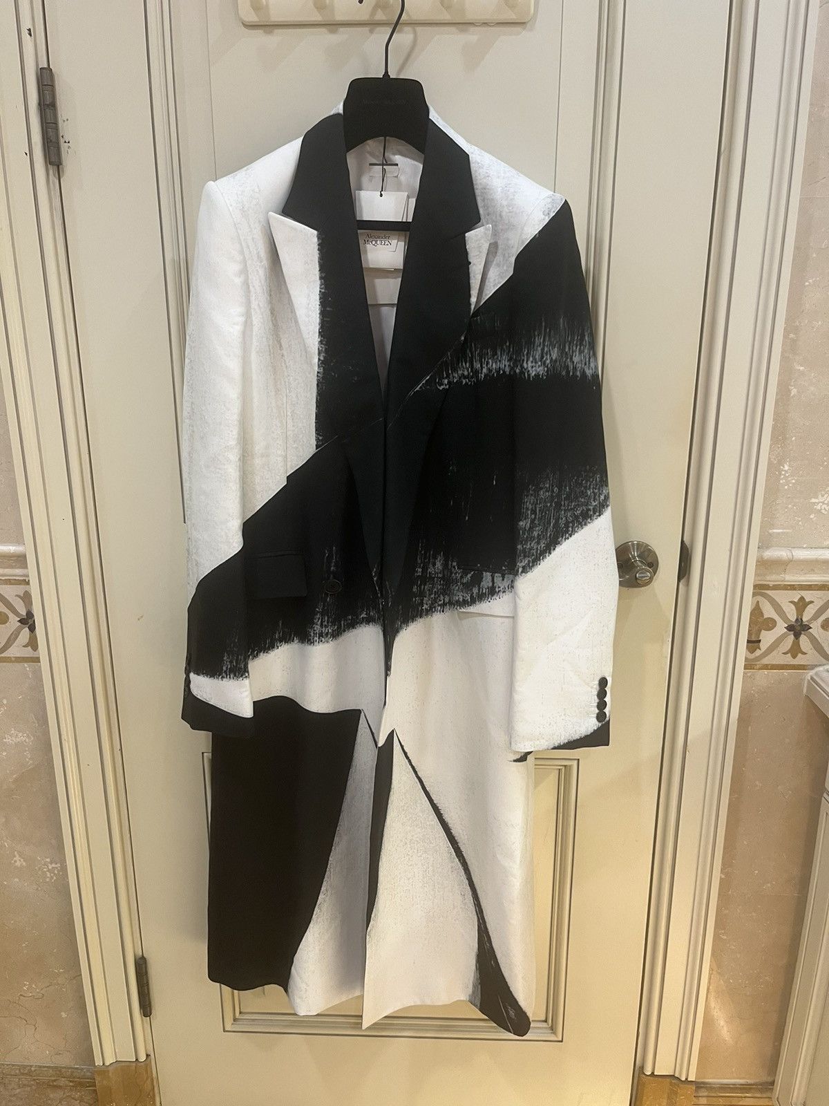 Alexander McQueen Brush stroke print coat size46 Size US S / EU 44-46 / 1 - 3 Thumbnail