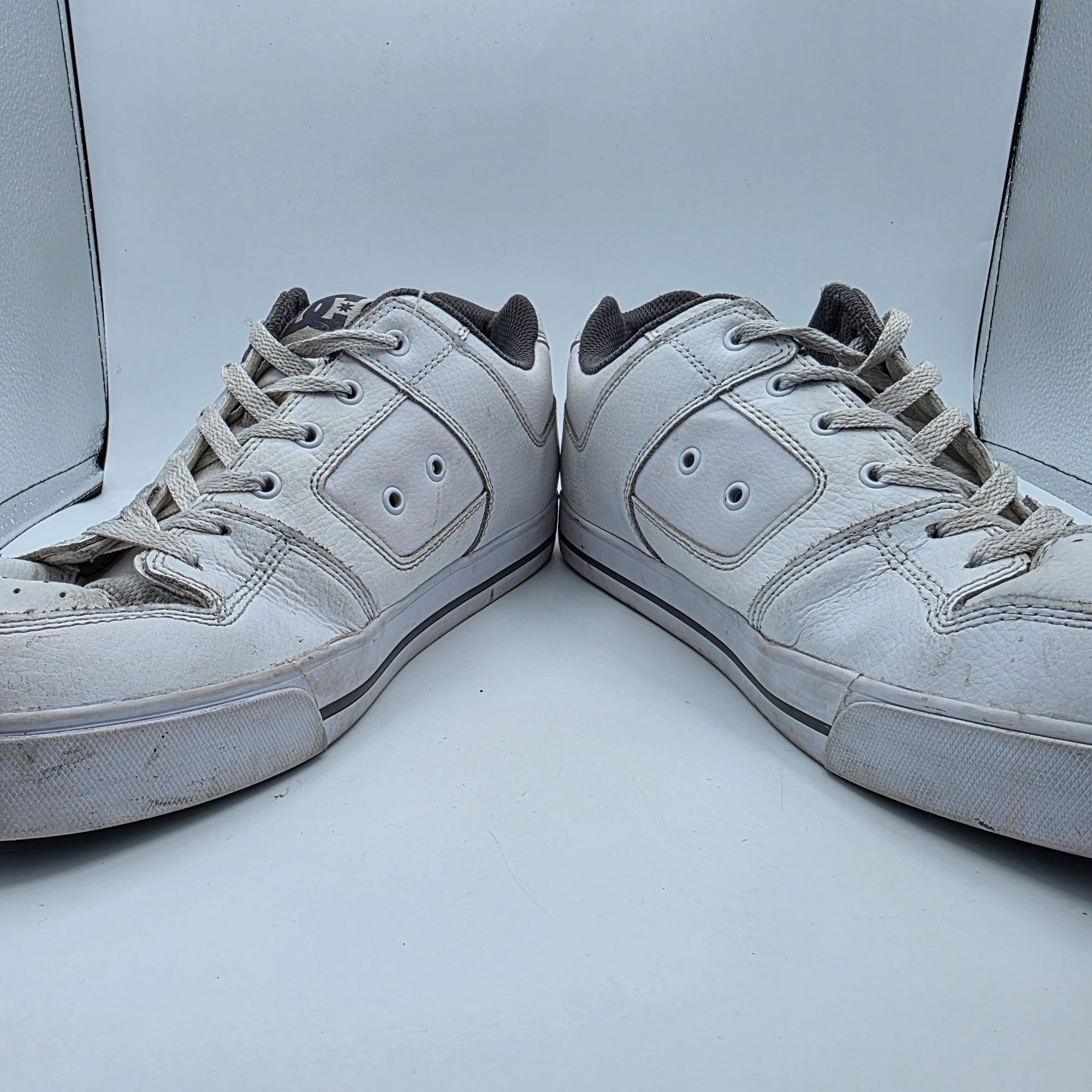 DC DC Pure Mens Size 13 White Sneaker Shoes Skating Walking Cas Size US 13 / EU 46 - 3 Thumbnail