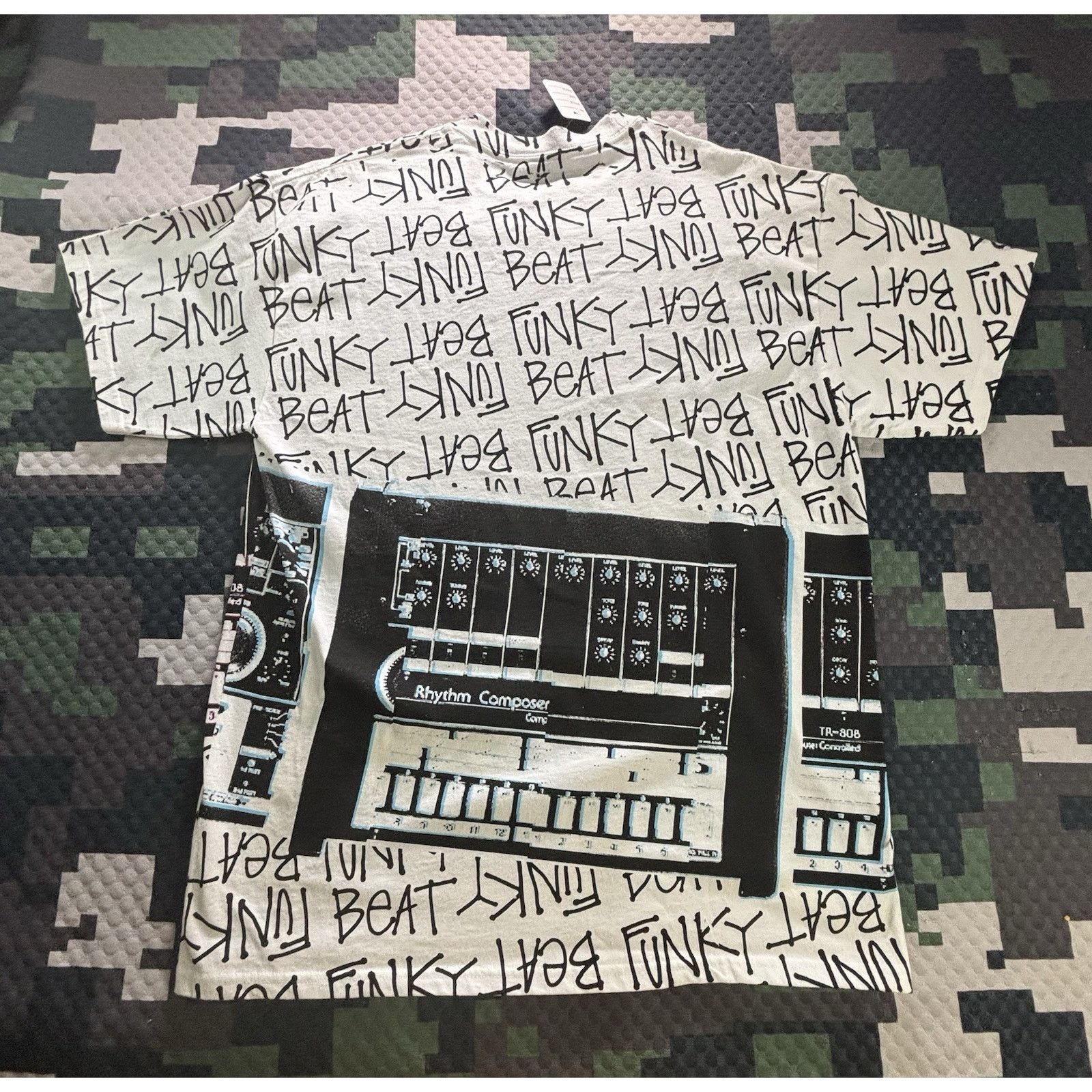 Stussy Vintage Stussy Large White AOP Funky Beat Rhythm Skate Y2K Size US L / EU 52-54 / 3 - 6 Thumbnail
