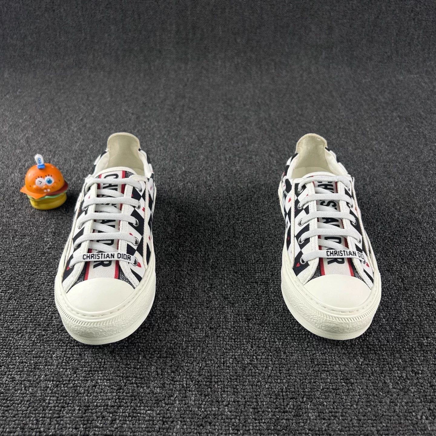 Dior Dior Checkerboard Red Heart Canvas Sneakers Size US 6.5 / IT 36.5 - 2 Thumbnail