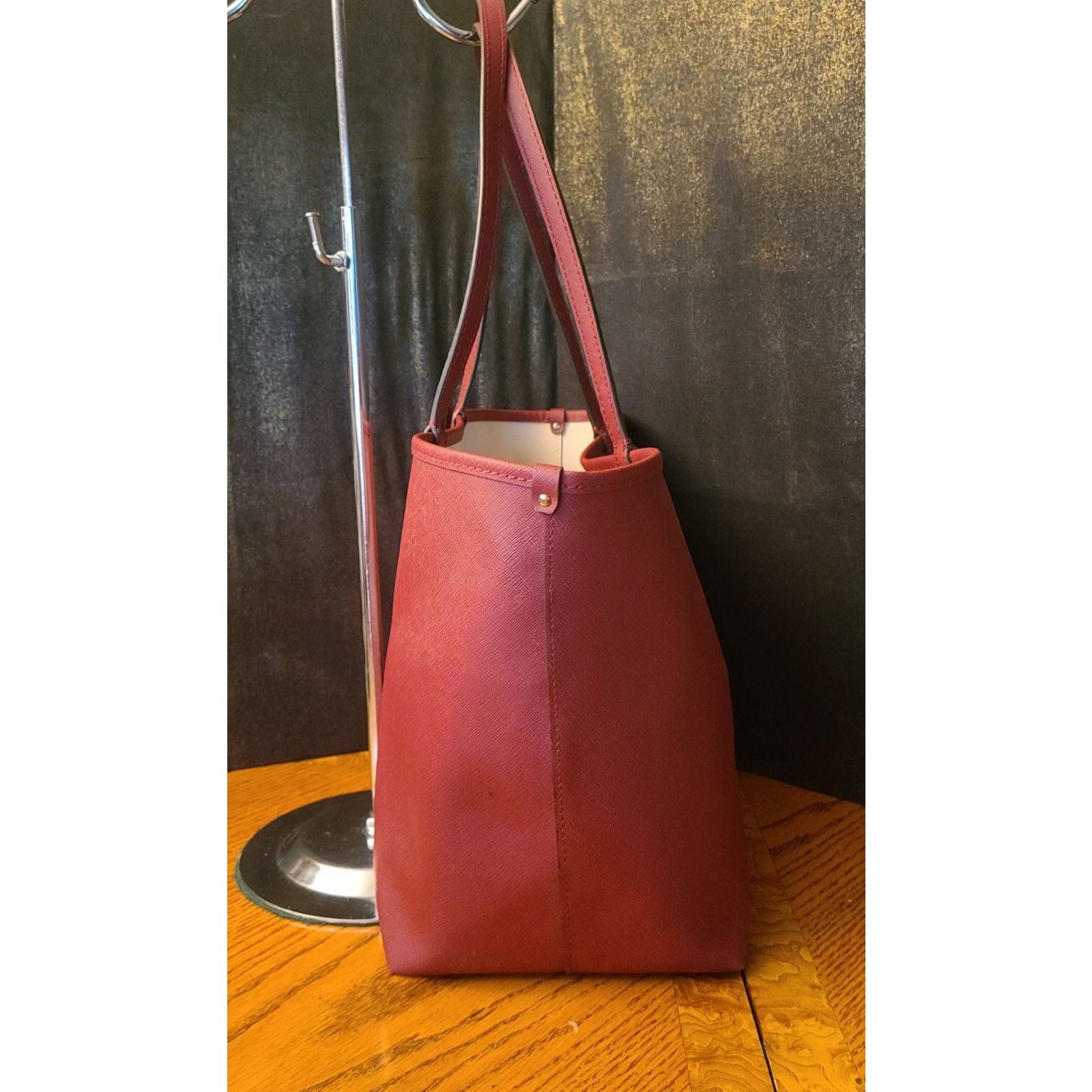 Michael Kors Michael Kors Reversible Tote Burgundy Cream & Leather Insert Size ONE SIZE - 6 Thumbnail