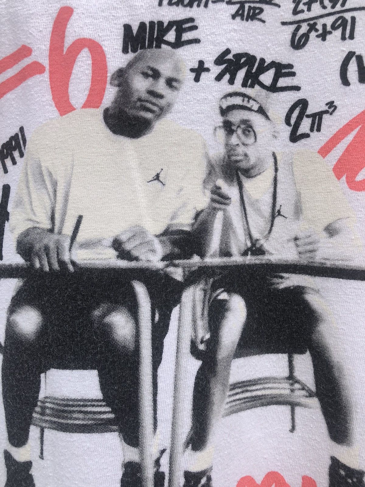 Japanese Brand Vintage Y2K Nike Air Jordan Michael Jordan + Spike Lee Tee Size US L / EU 52-54 / 3 - 7 Thumbnail