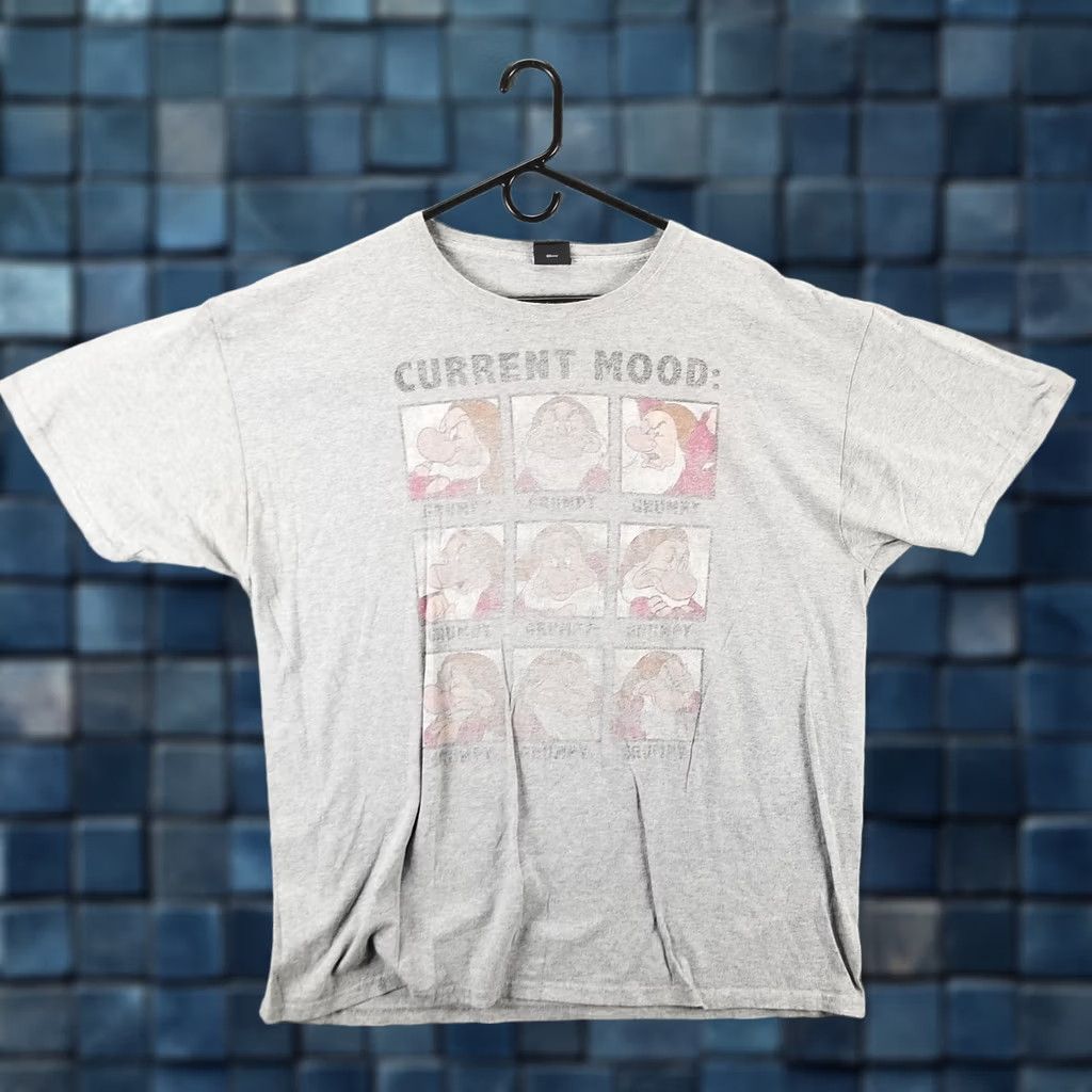 Disney VINTAGE Disney Snow White 7 Dwarfs Current Mood T-Shirt Men XL Gray Faded Size US XL / EU 56 / 4 - 1 Thumbnail