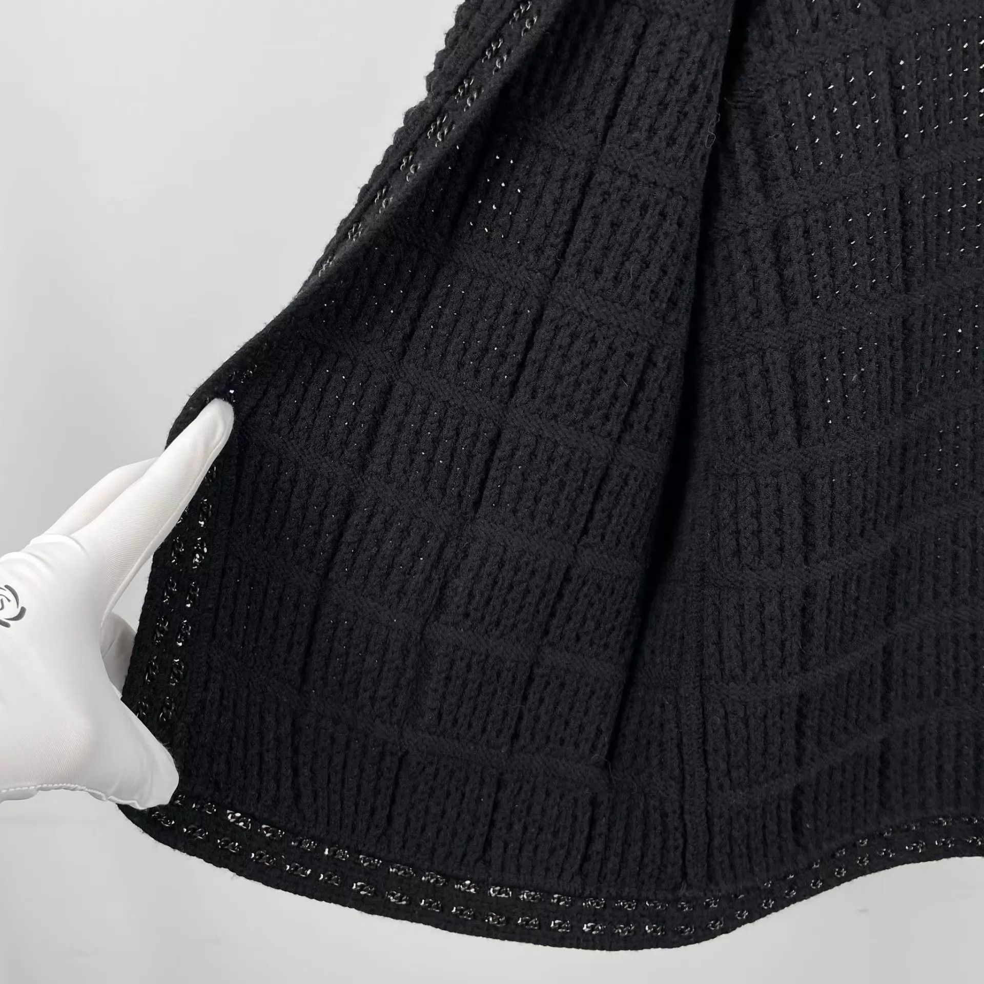 Chanel CHANEL Cutout Cardigan Black Size 38 Size S / US 4 / IT 40 - 8 Thumbnail