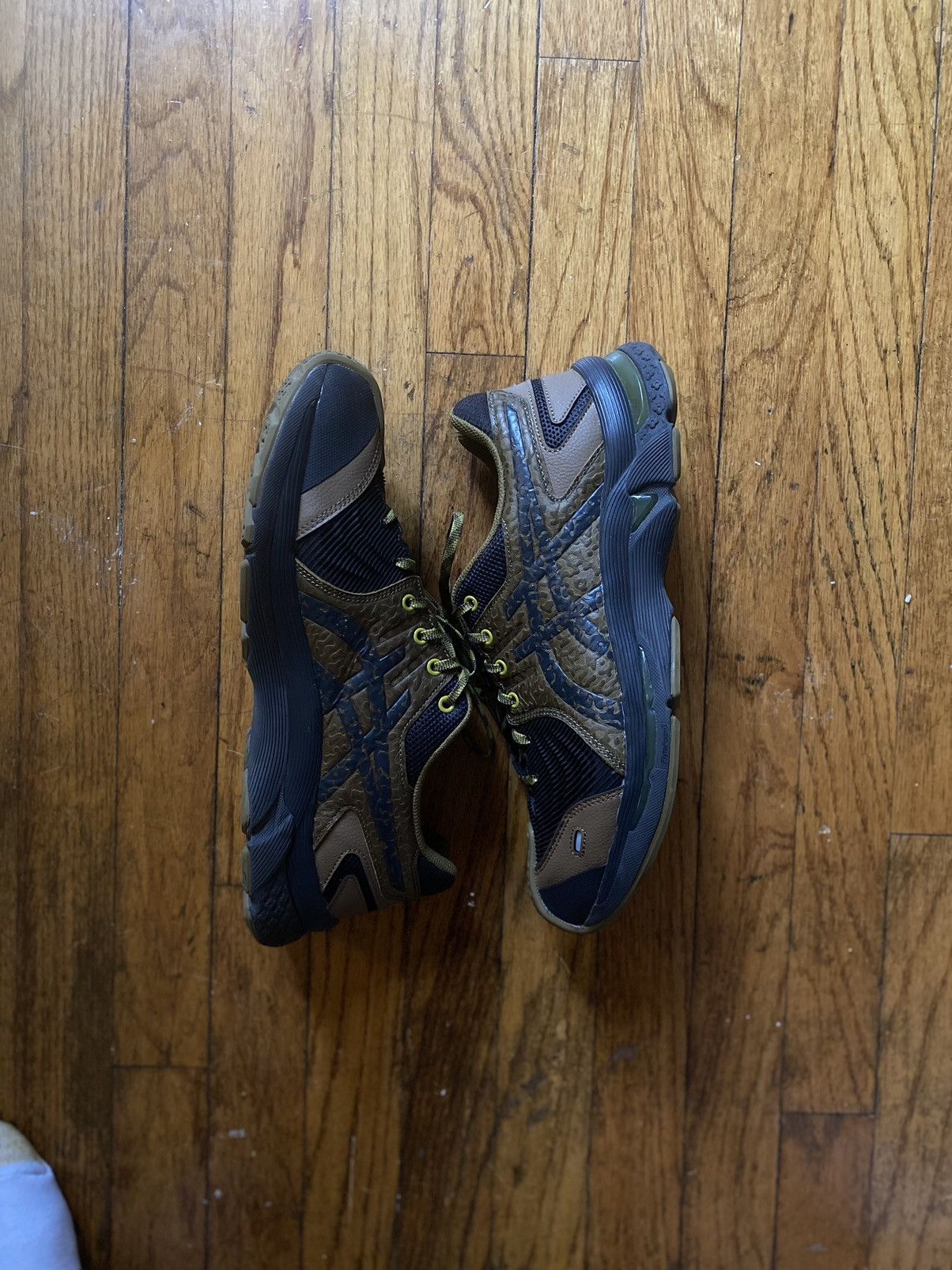 Asics × Kiko Kostadinov Kiko Kostadinov Brown & Black Asics Edition GEL-KITIL III Size US 11 / EU 44 - 1 Thumbnail