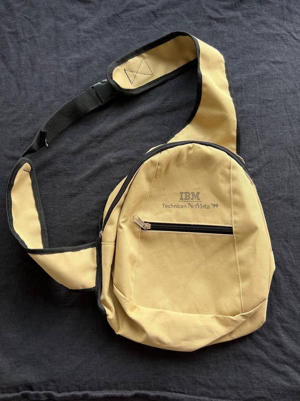 praying Brangelina bag 【タイムセール中】 Designer × Streetwear Praying “Brangelina” Bag | Grailed